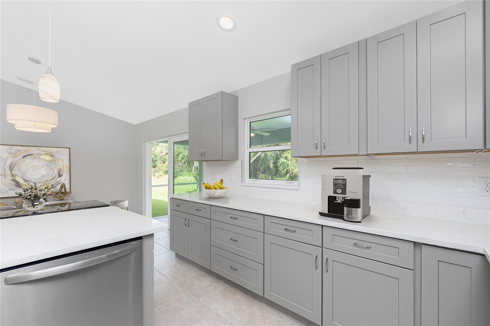 1572 - PORT CHARLOTTE SUB 25 - Residential