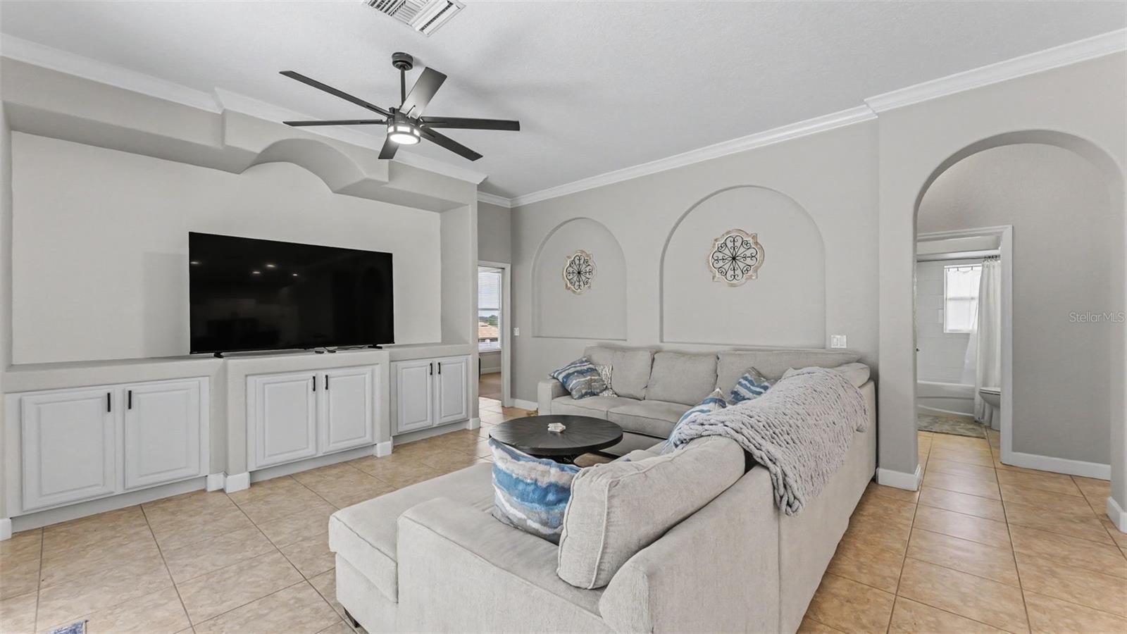 HIGHLANDS CREEK - Residential