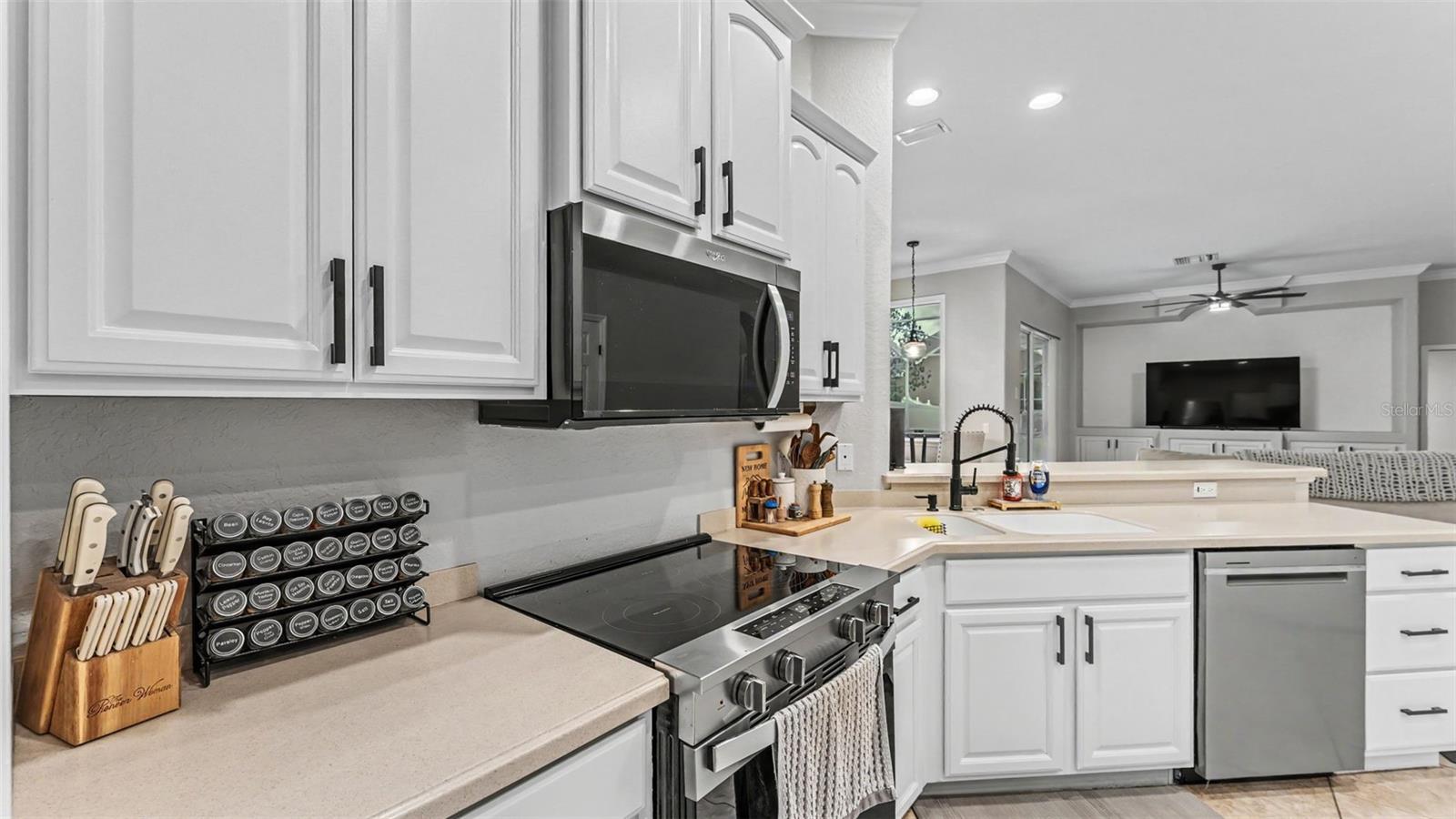 HIGHLANDS CREEK - Residential