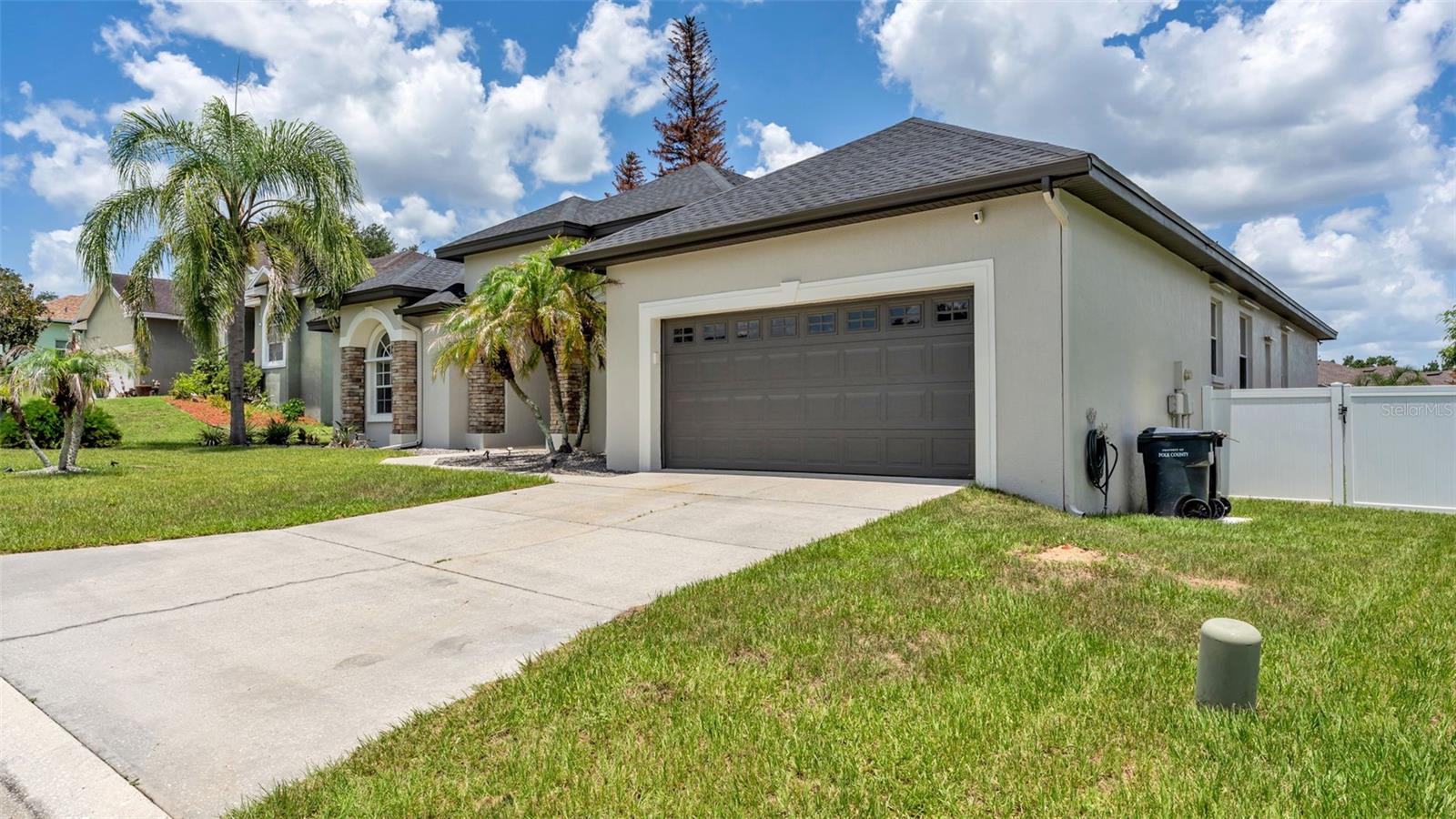 HIGHLANDS CREEK - Residential