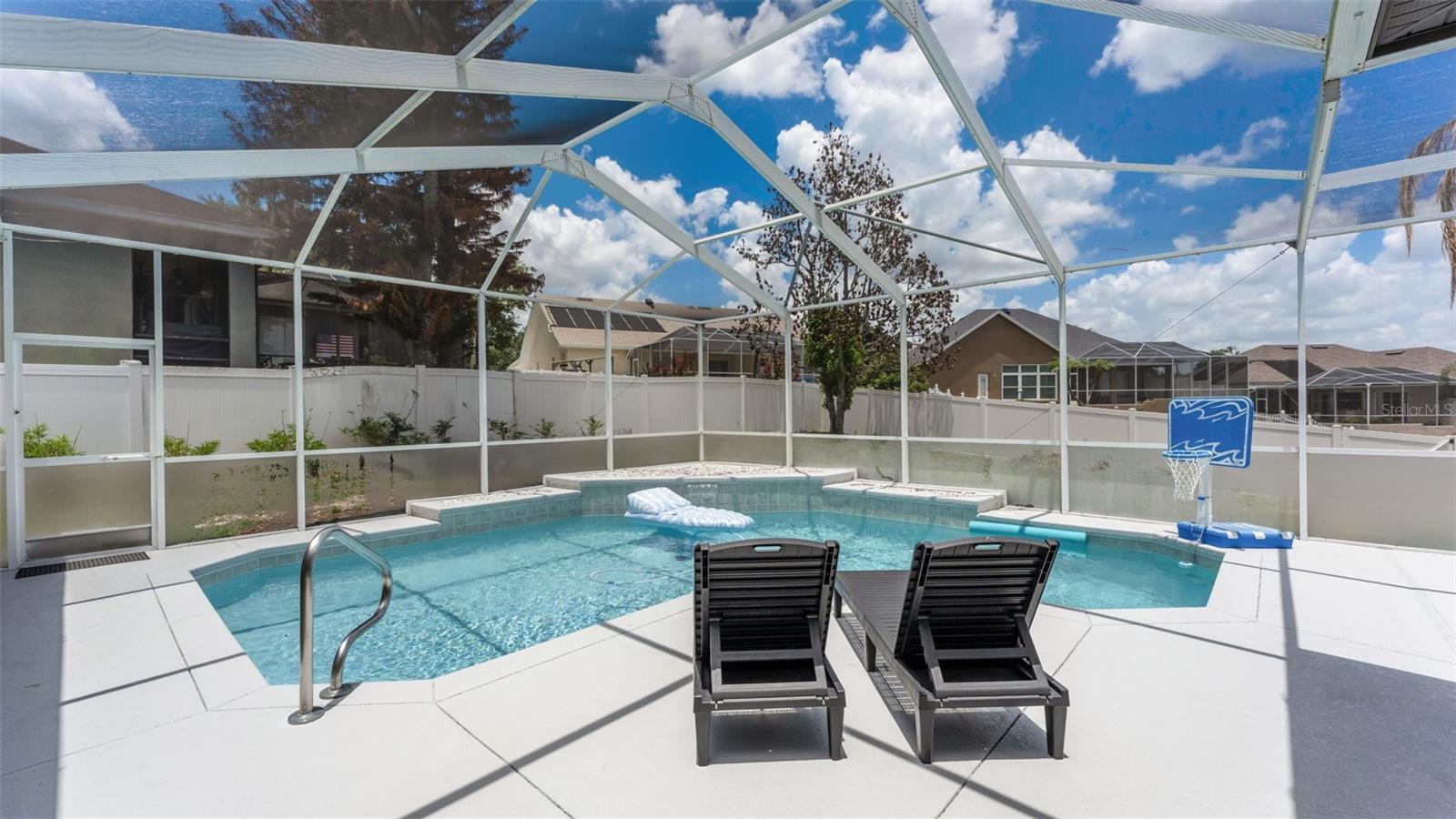 HIGHLANDS CREEK - Residential