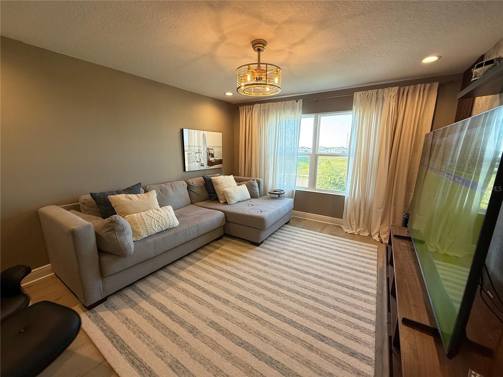 RIDGEVIEW PH 3 - Residential