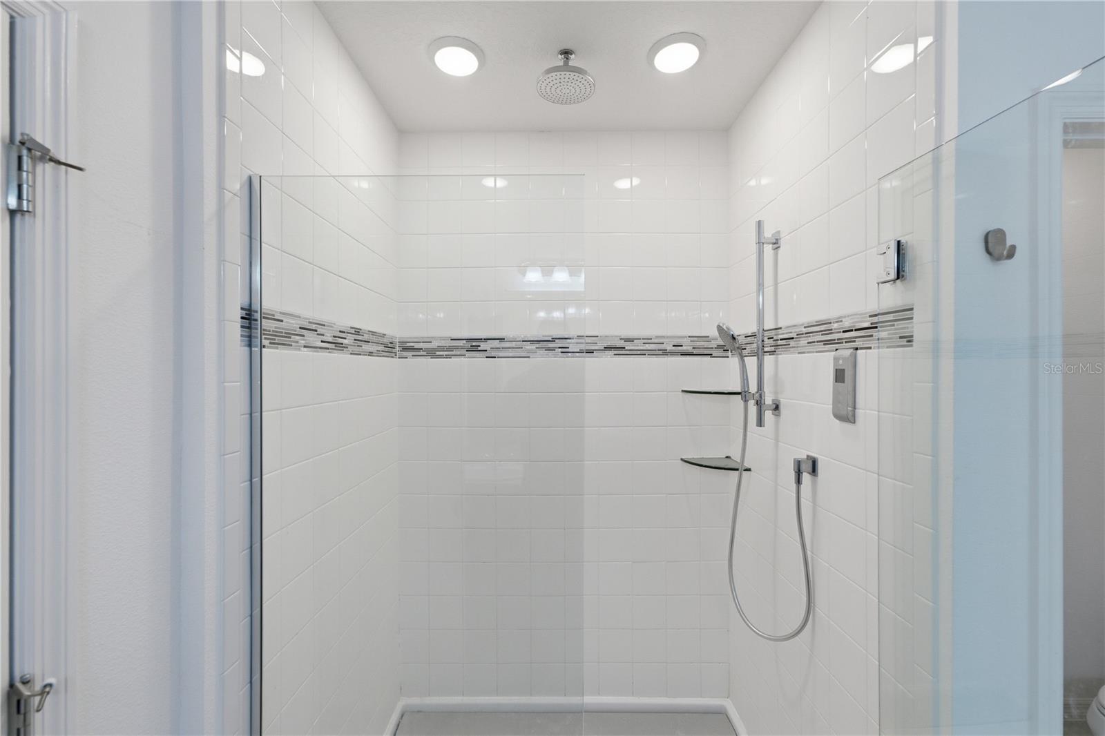 DAVENPORT ESTATES - Residential