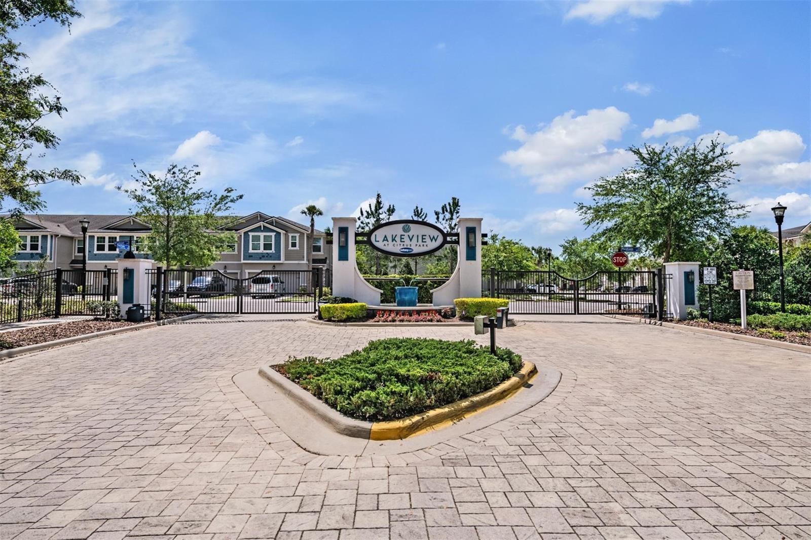 LAKEVIEW - Residential