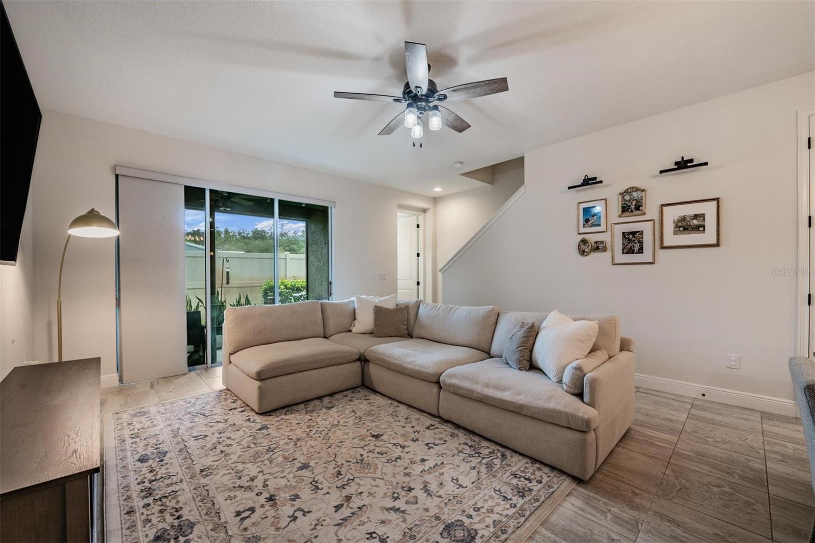 LAKEVIEW - Residential