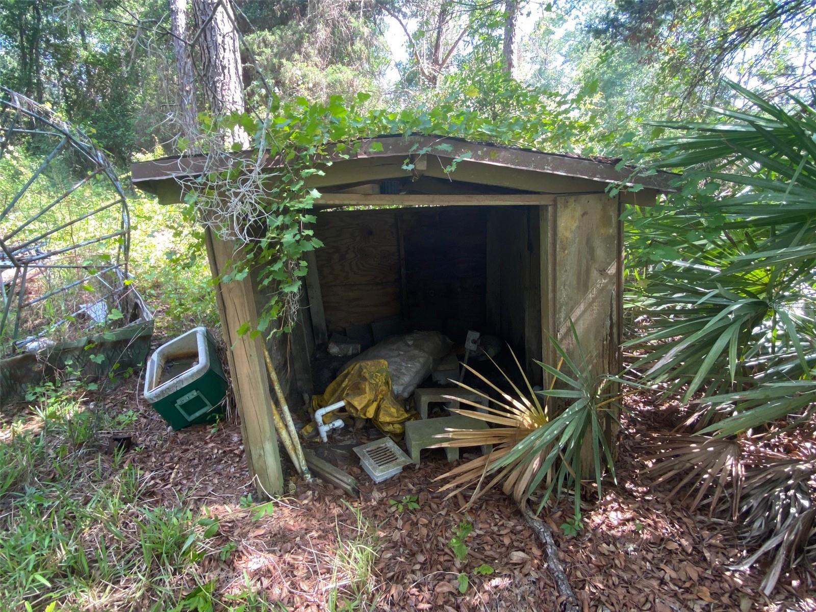 BLACKSINK CAMPSITES - Land