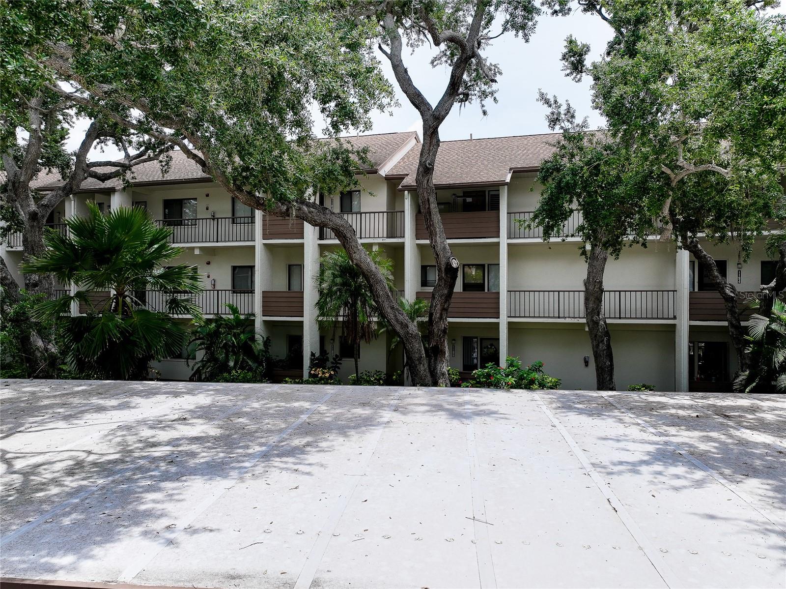 BIRD BAY II - Residential