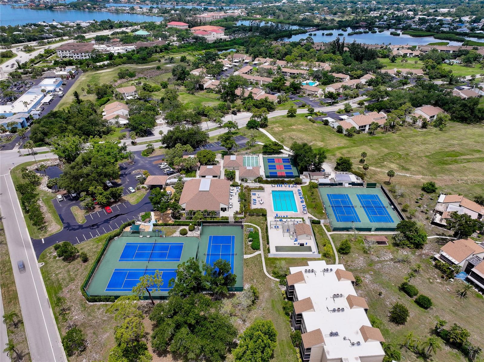 BIRD BAY II - Residential