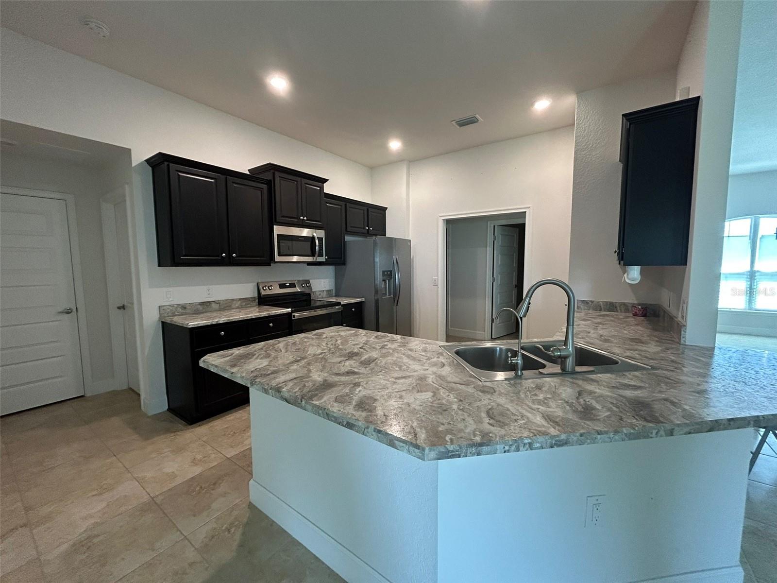 GREENBRIAR - Residential Lease