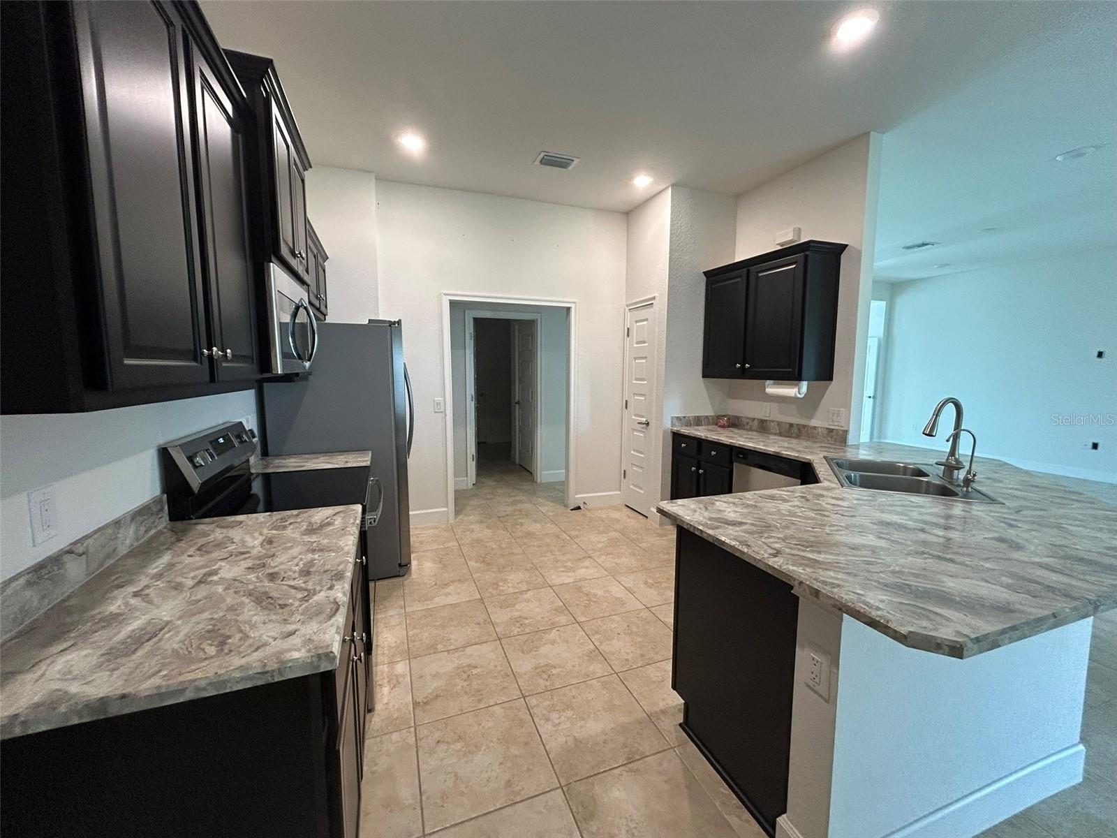 GREENBRIAR - Residential Lease