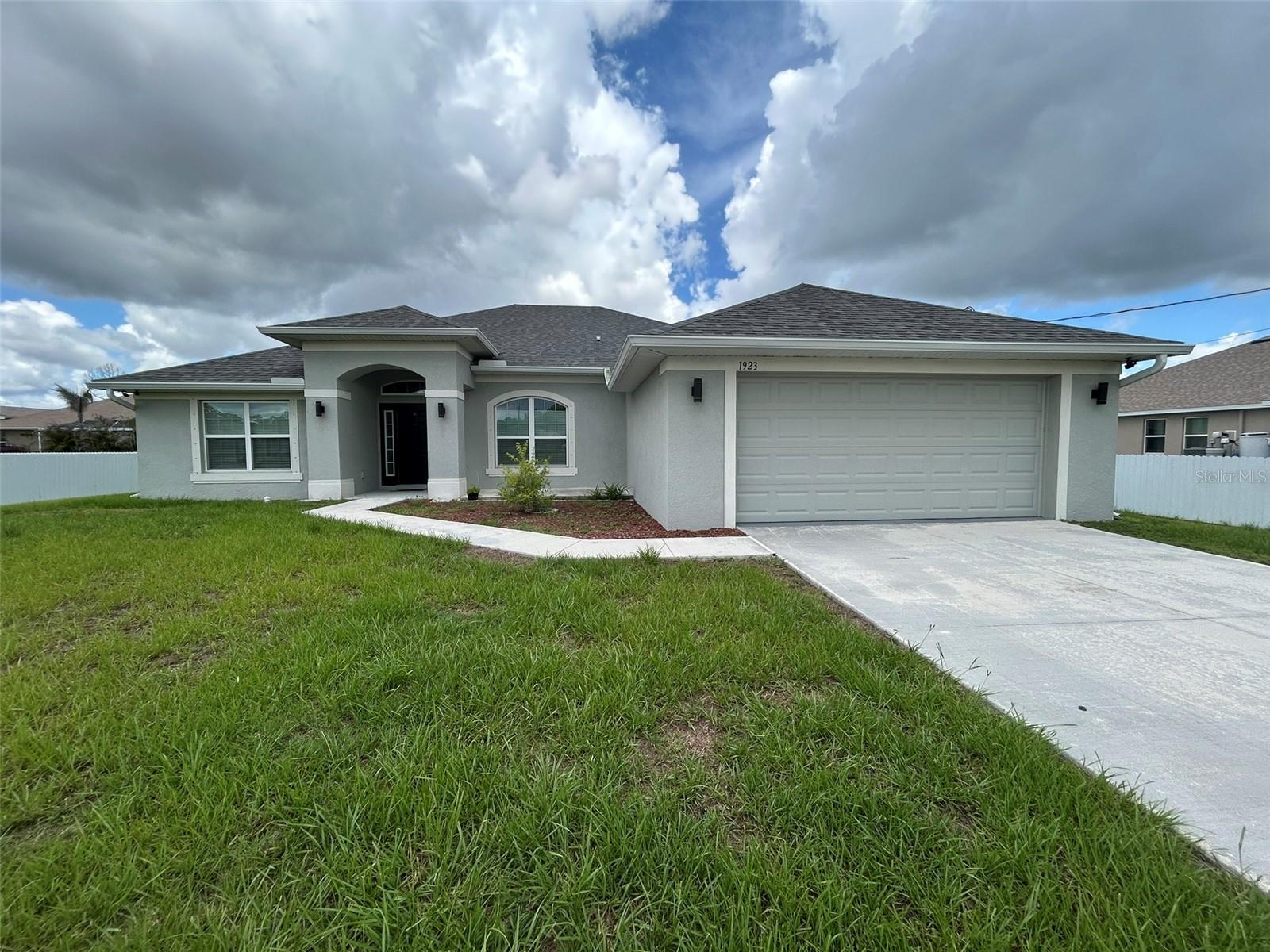 GREENBRIAR - Residential Lease