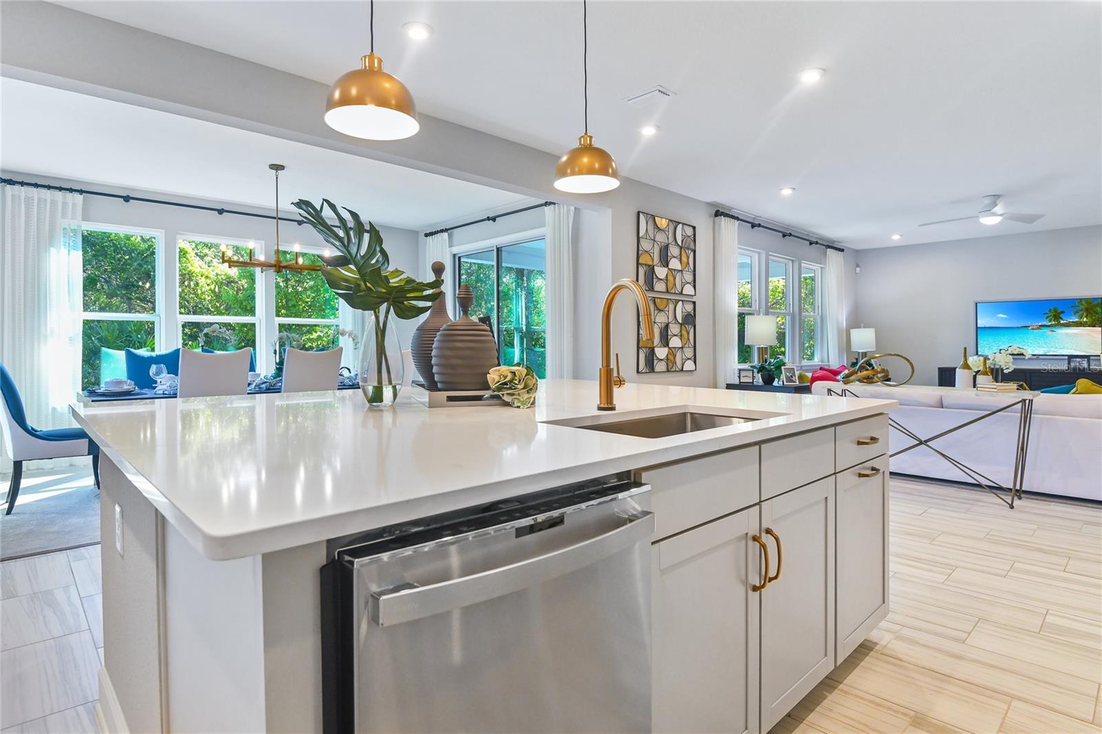 COASTAL GARDENS - Residential