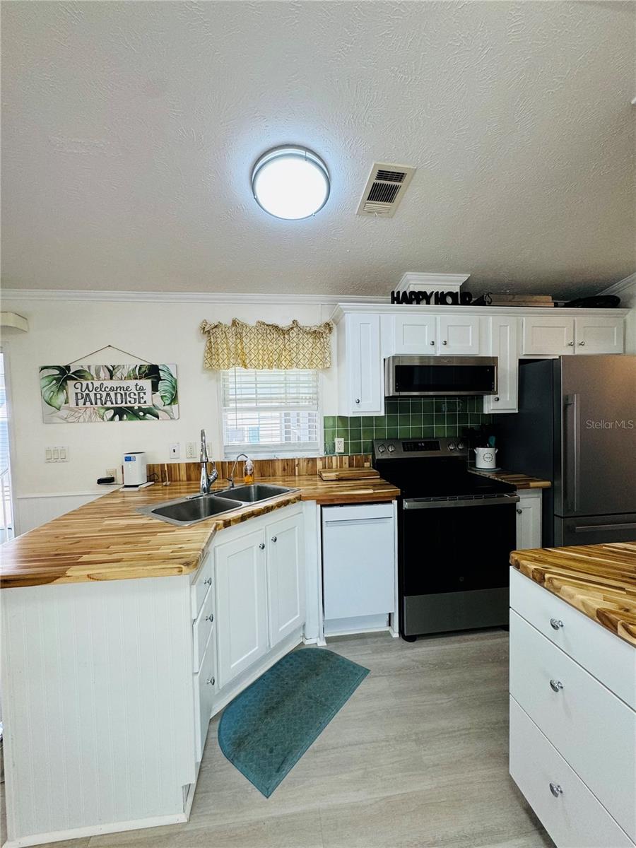 DEER CREEK GOLF & TENNIS RV RESORT PH 03-B - Residential