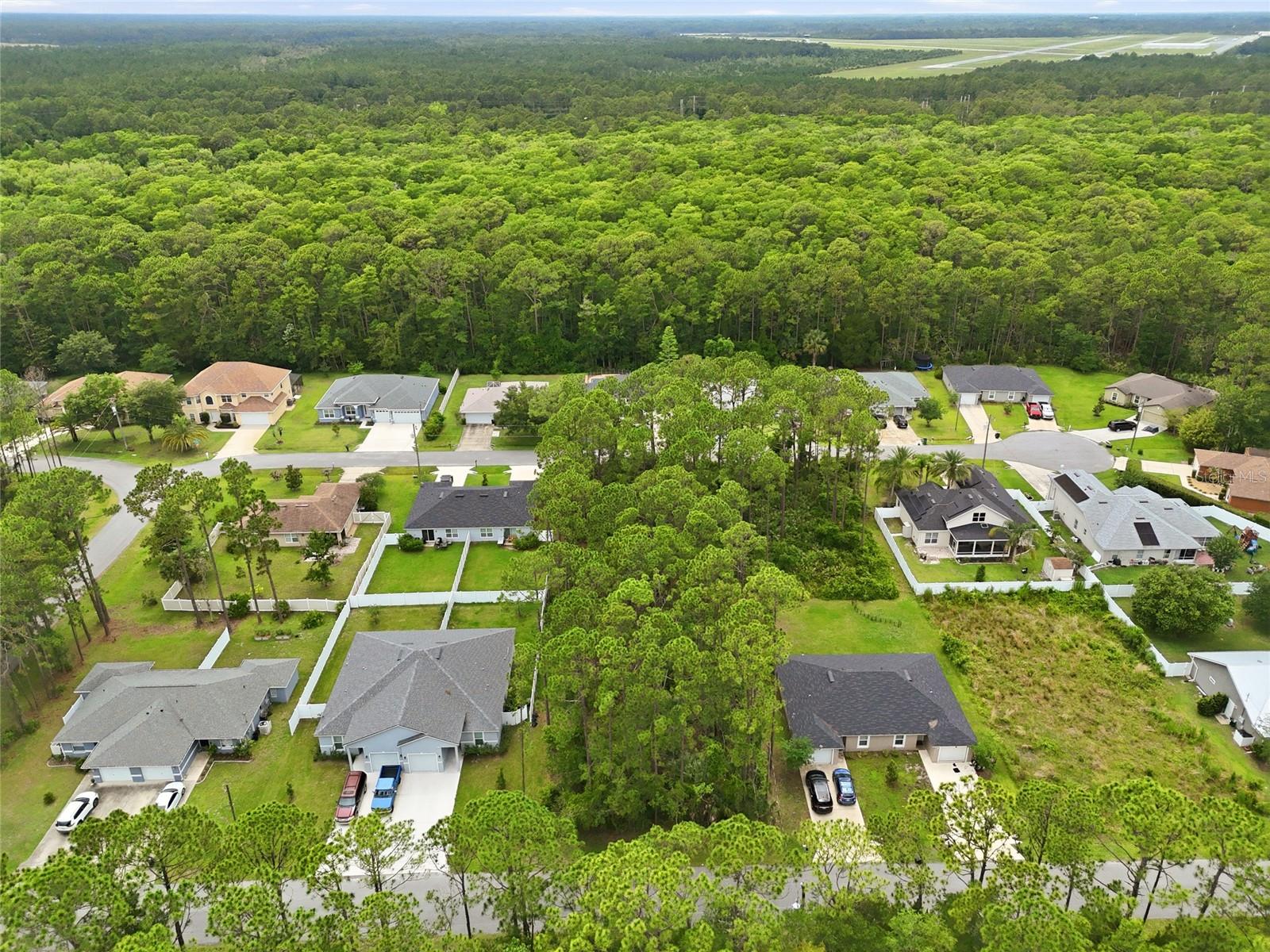 SEMINOLE WOODS - Land