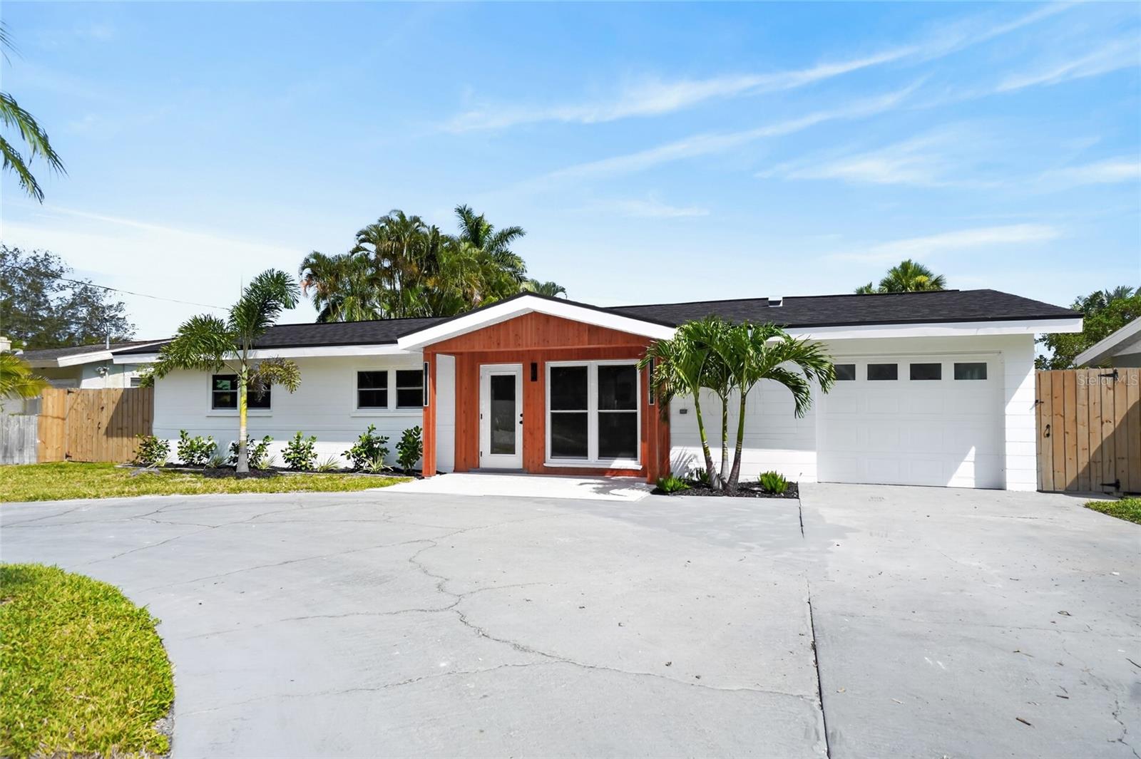 SHORE ACRES BUTTERFLY LAKE REP - Residential