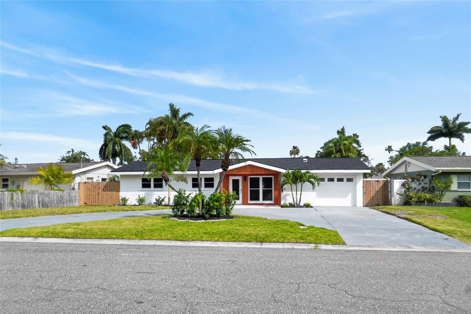 SHORE ACRES BUTTERFLY LAKE REP - Residential