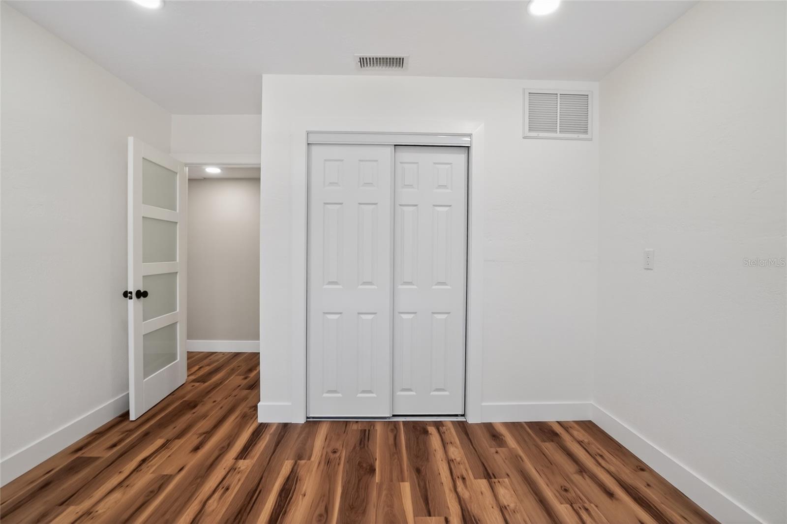 SHORE ACRES BUTTERFLY LAKE REP - Residential