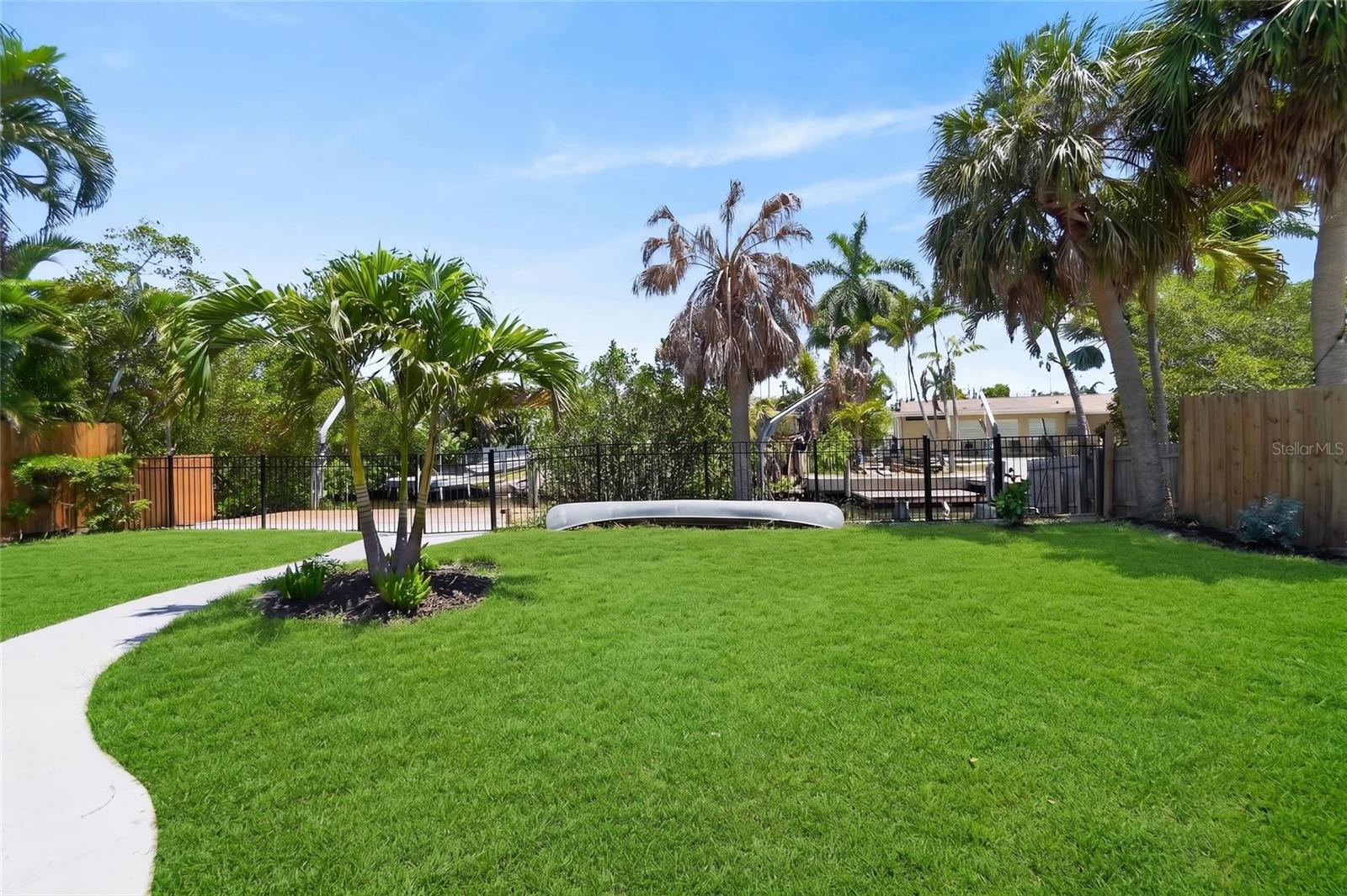 SHORE ACRES BUTTERFLY LAKE REP - Residential