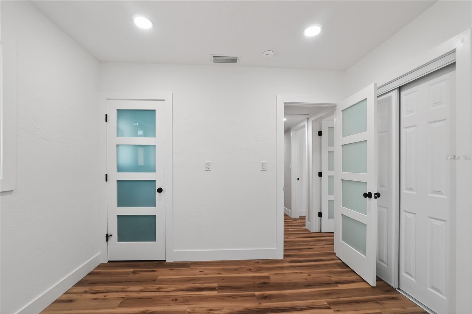 SHORE ACRES BUTTERFLY LAKE REP - Residential