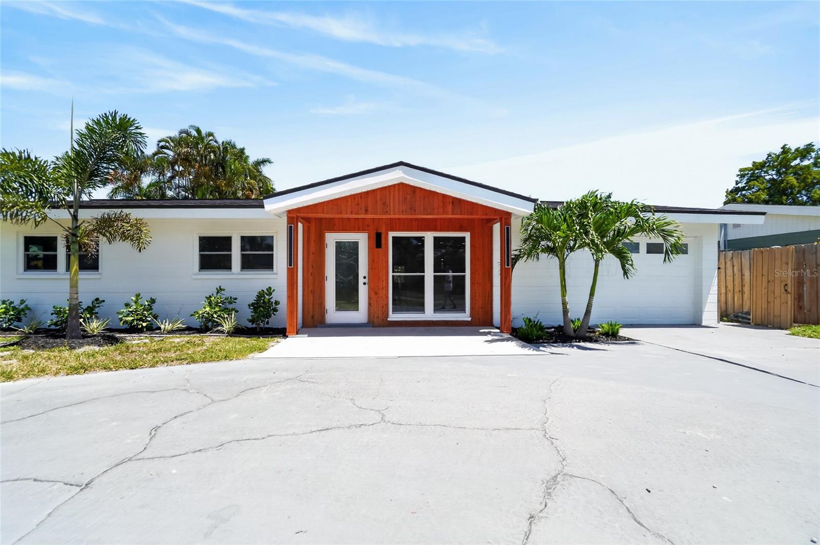SHORE ACRES BUTTERFLY LAKE REP - Residential