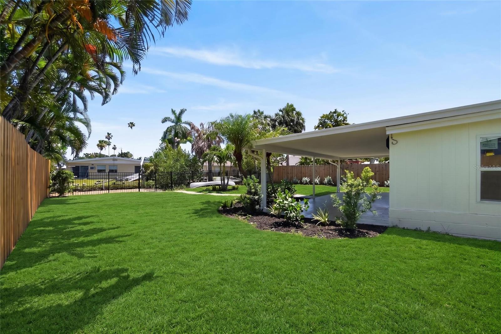 SHORE ACRES BUTTERFLY LAKE REP - Residential