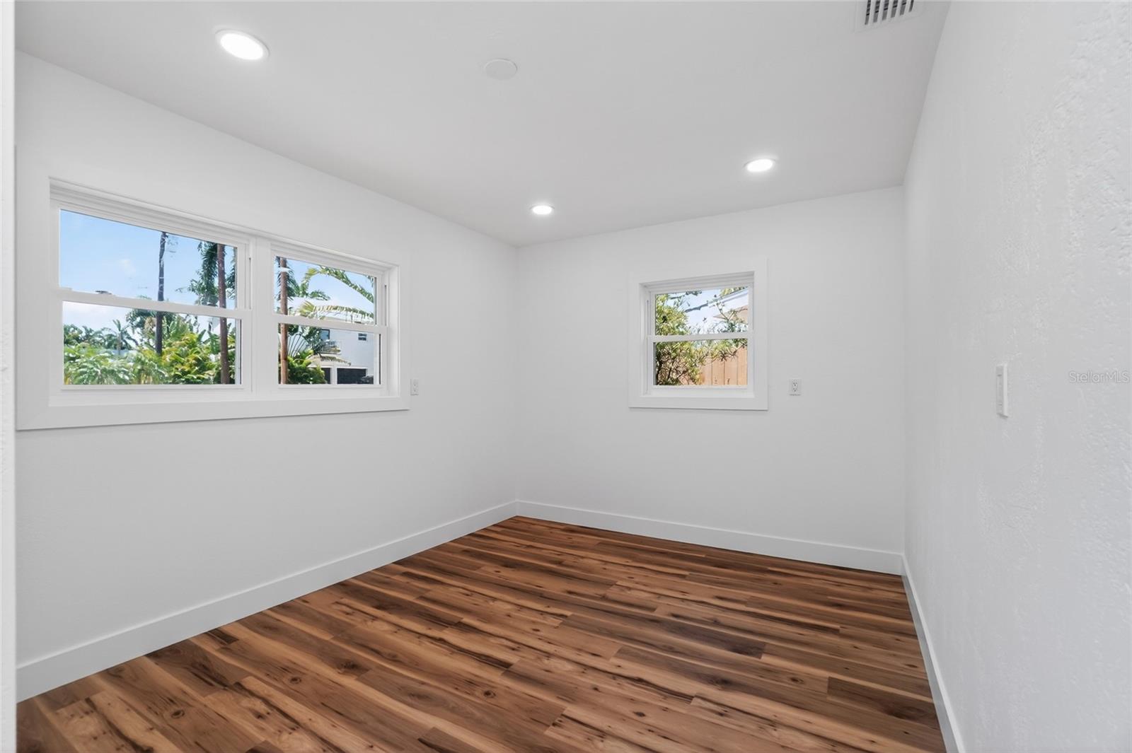 SHORE ACRES BUTTERFLY LAKE REP - Residential