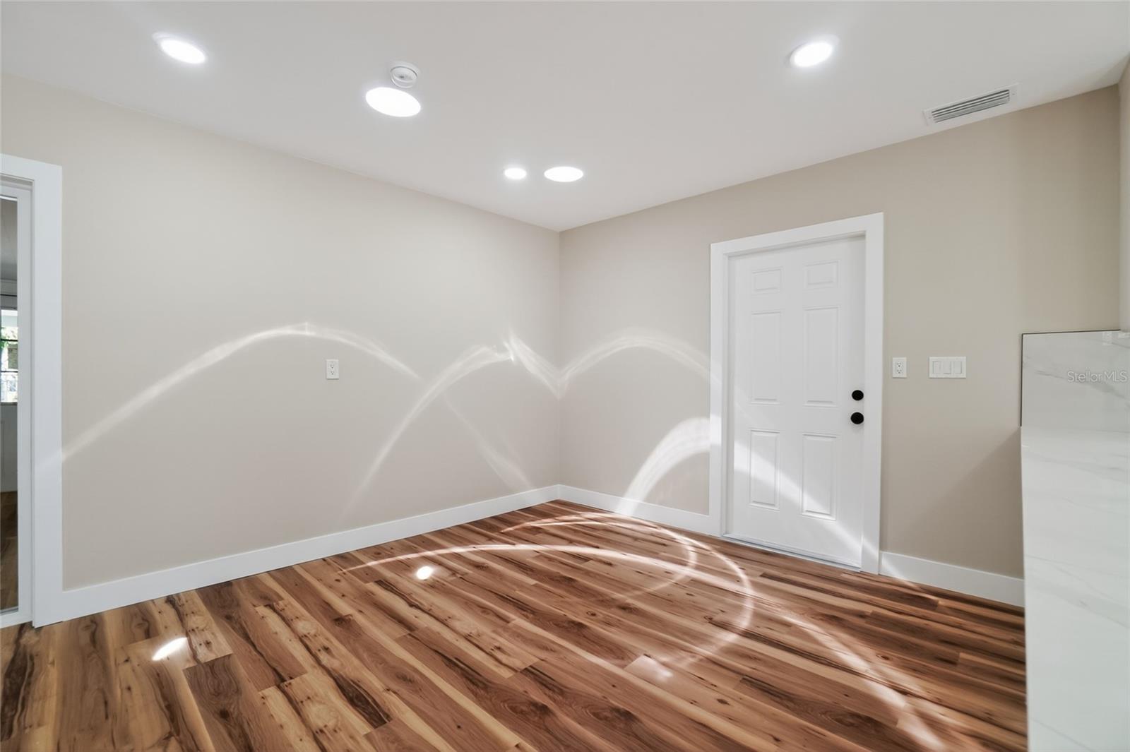 SHORE ACRES BUTTERFLY LAKE REP - Residential