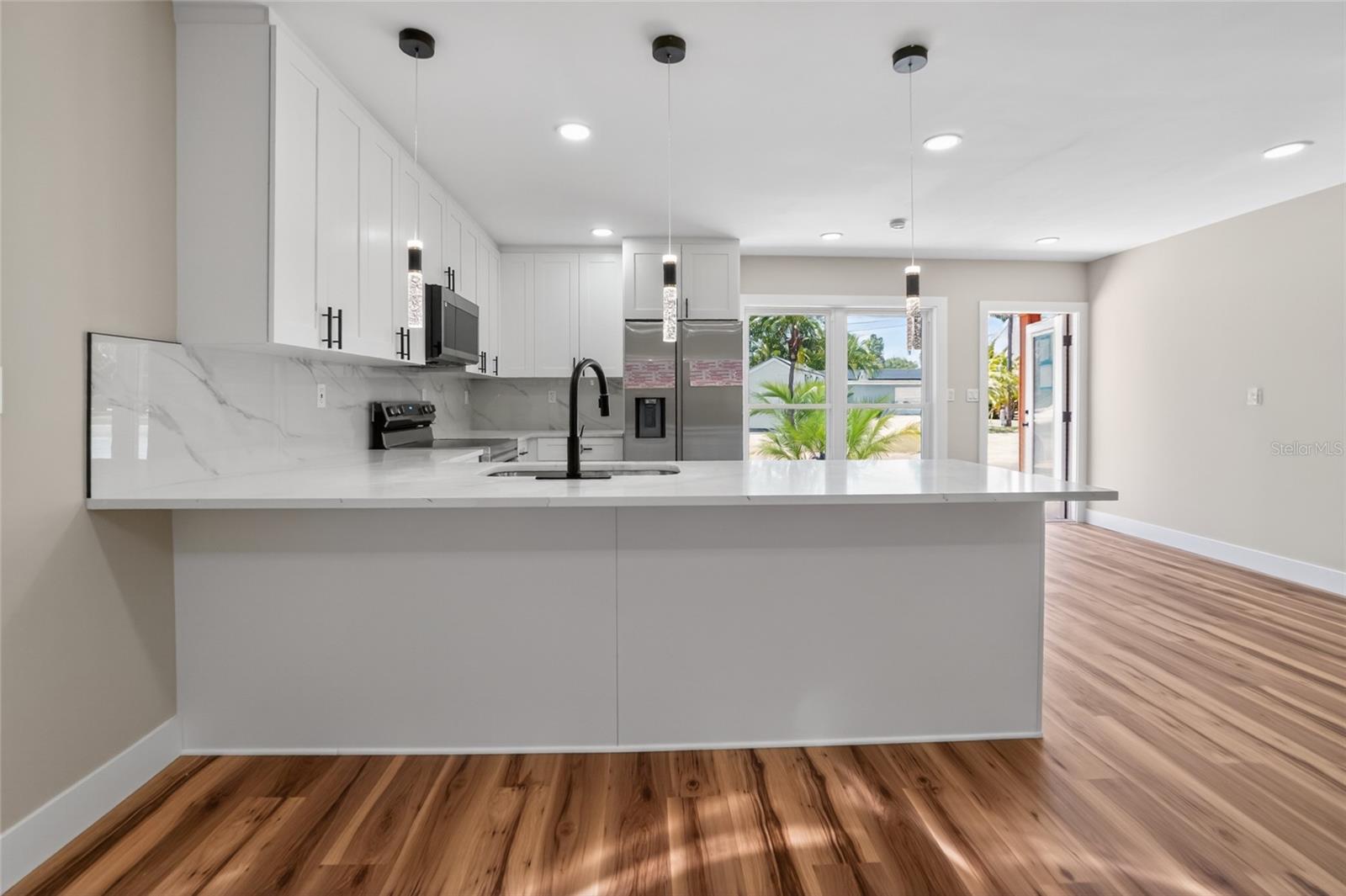 SHORE ACRES BUTTERFLY LAKE REP - Residential