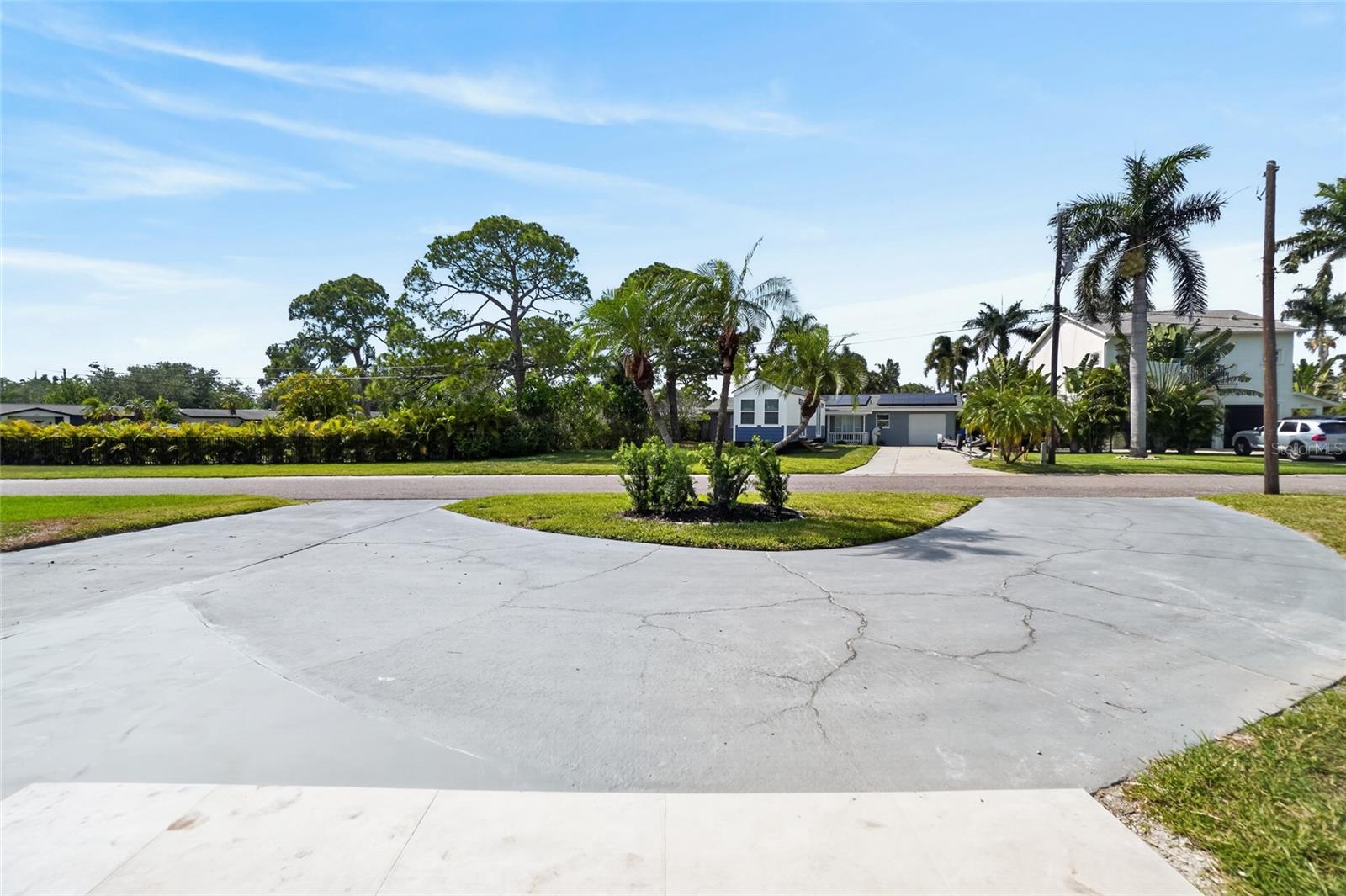 SHORE ACRES BUTTERFLY LAKE REP - Residential