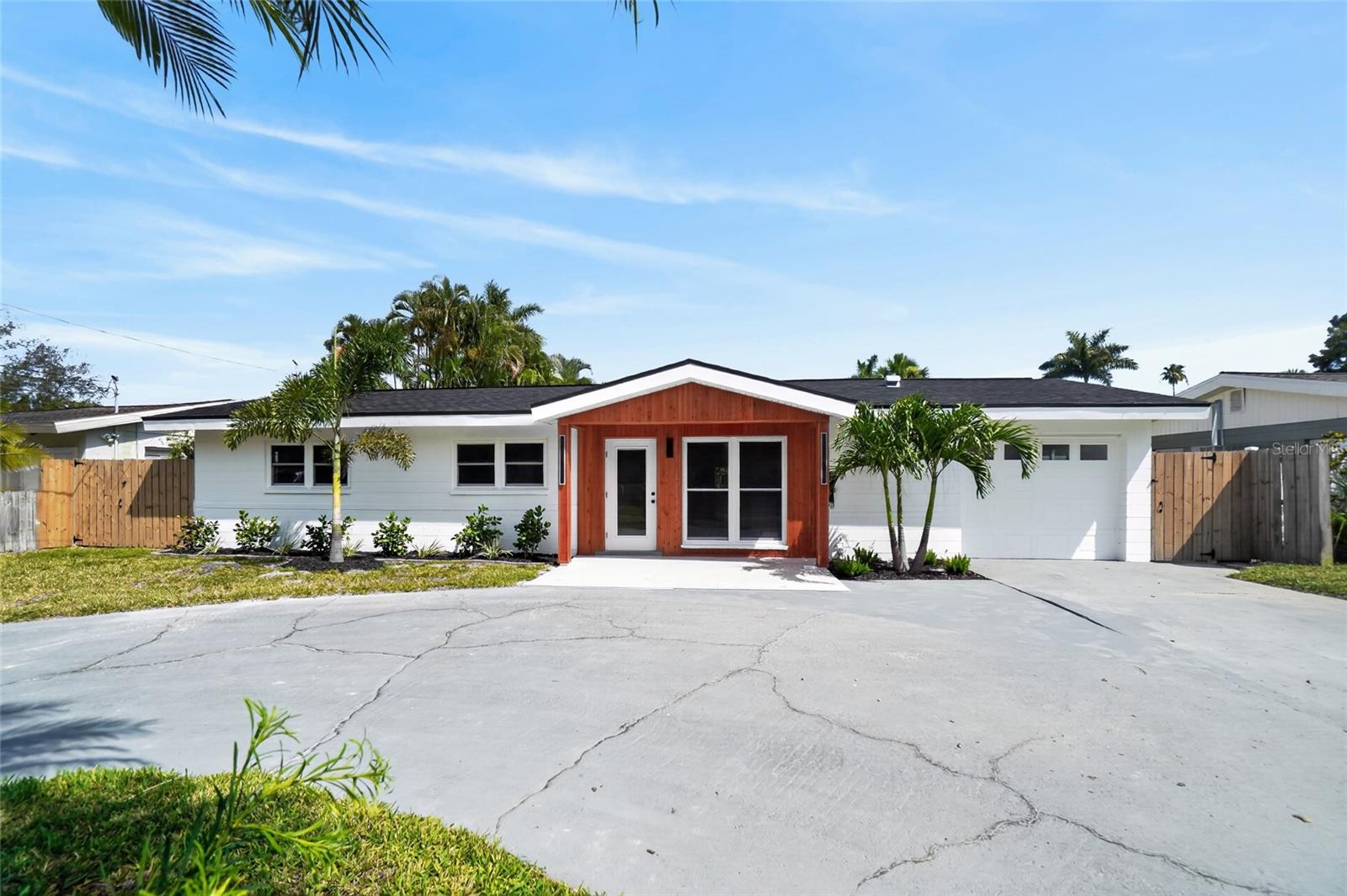 SHORE ACRES BUTTERFLY LAKE REP - Residential