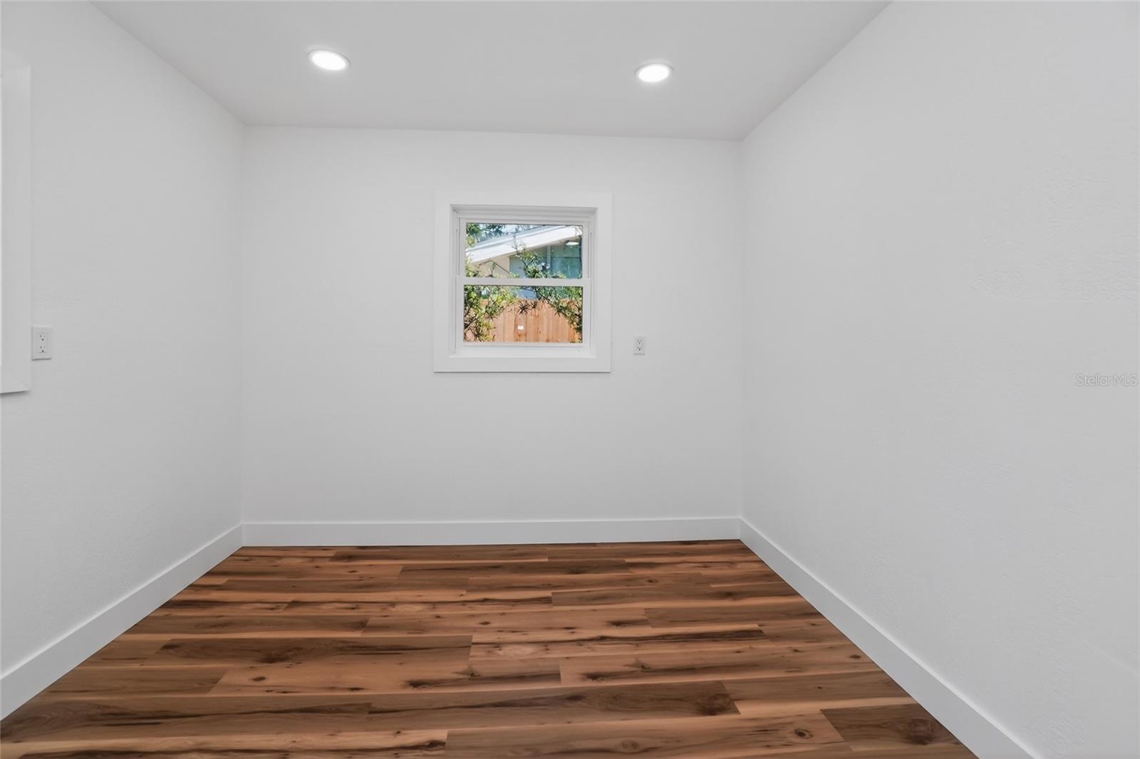 SHORE ACRES BUTTERFLY LAKE REP - Residential