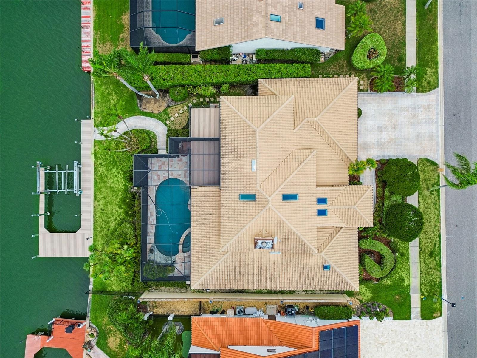 BAYPORT VILLAGE - Residential