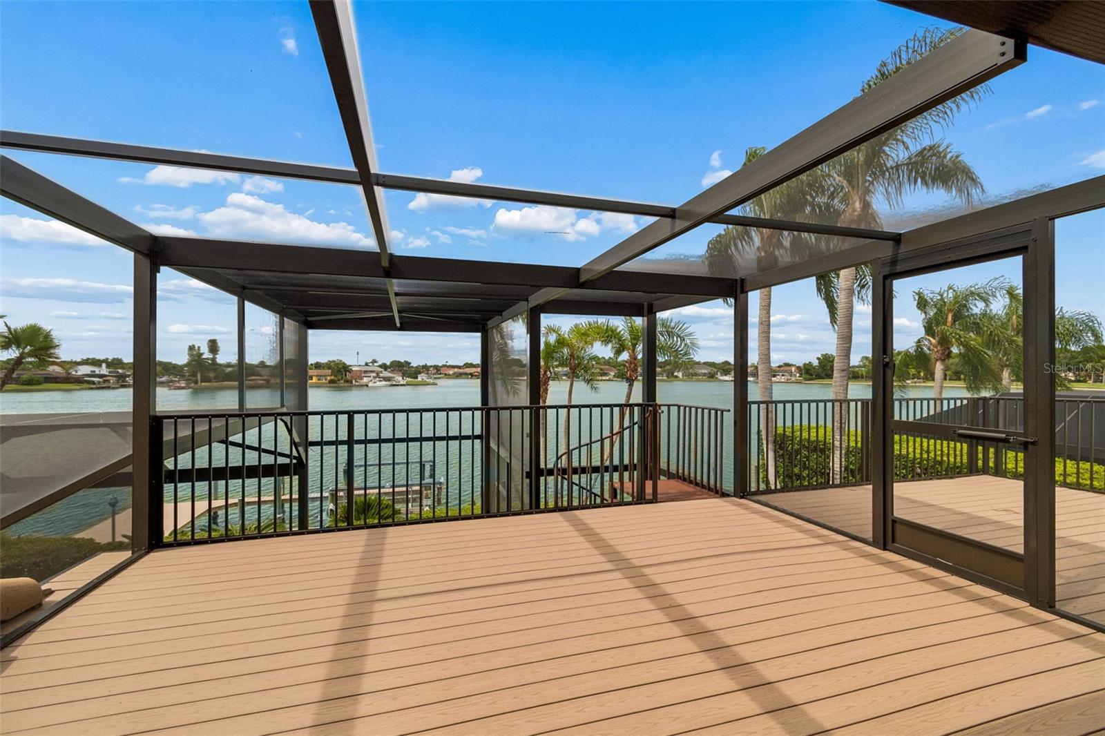 BAYPORT VILLAGE - Residential