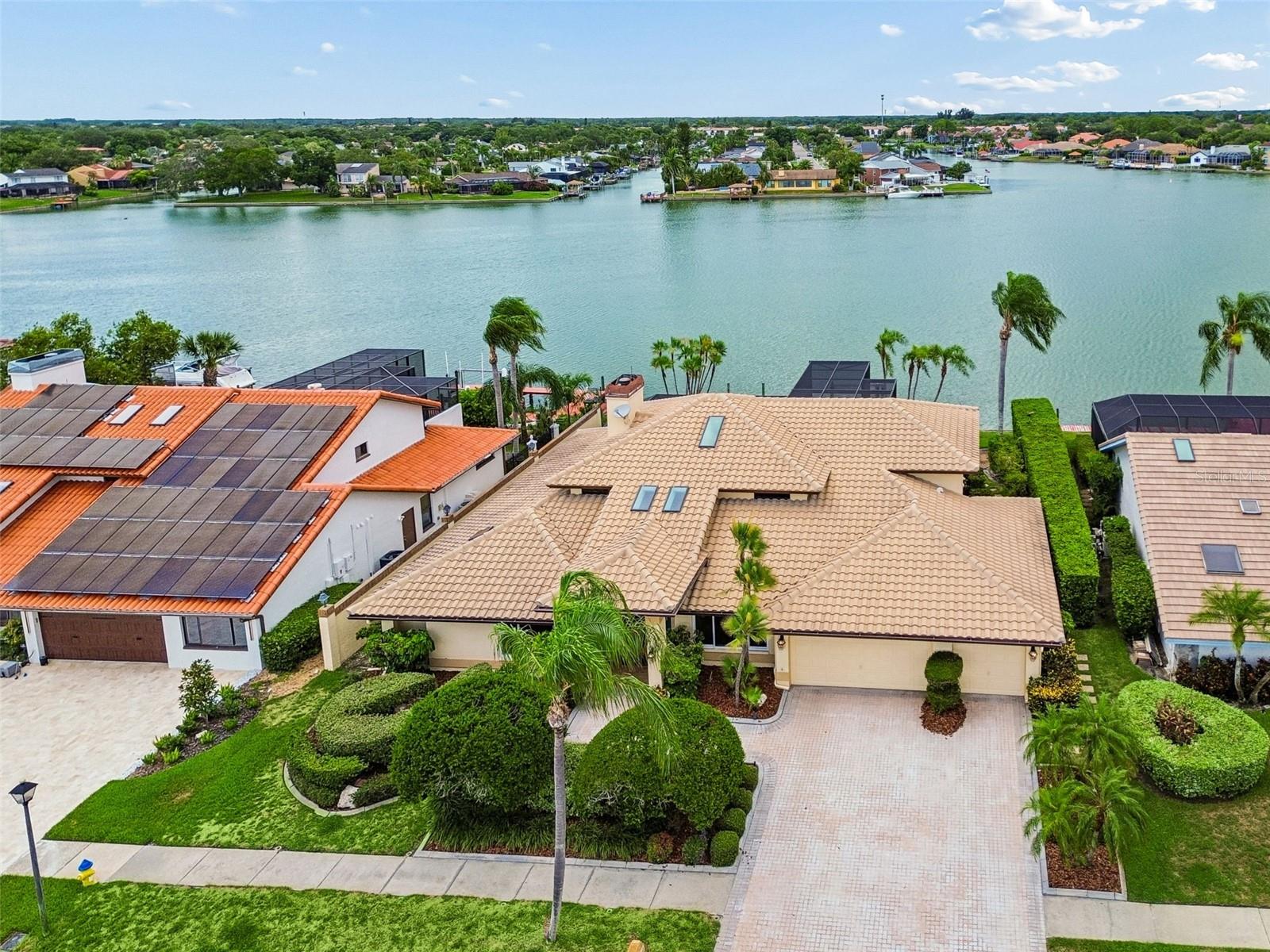 BAYPORT VILLAGE - Residential