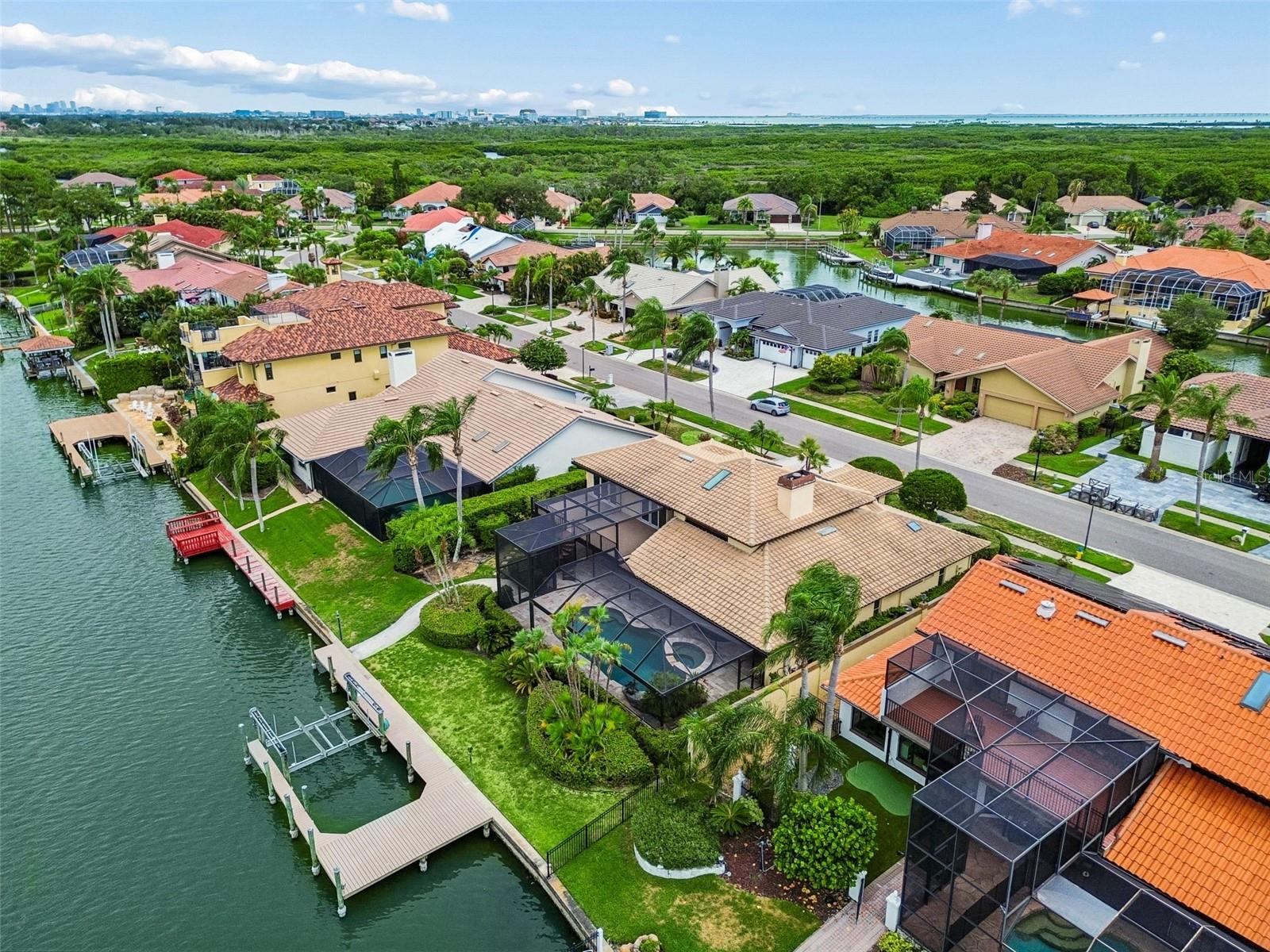 BAYPORT VILLAGE - Residential
