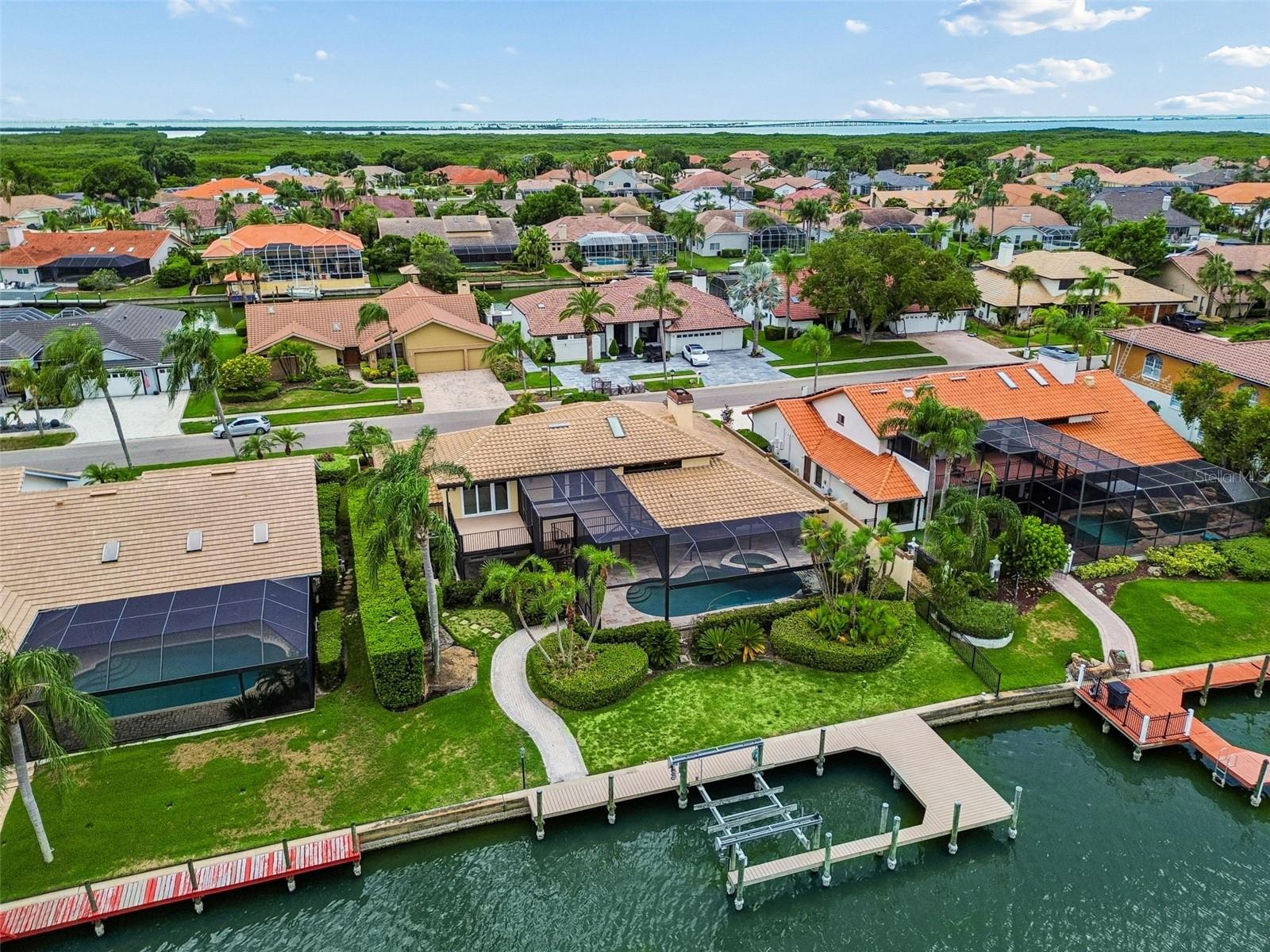 BAYPORT VILLAGE - Residential