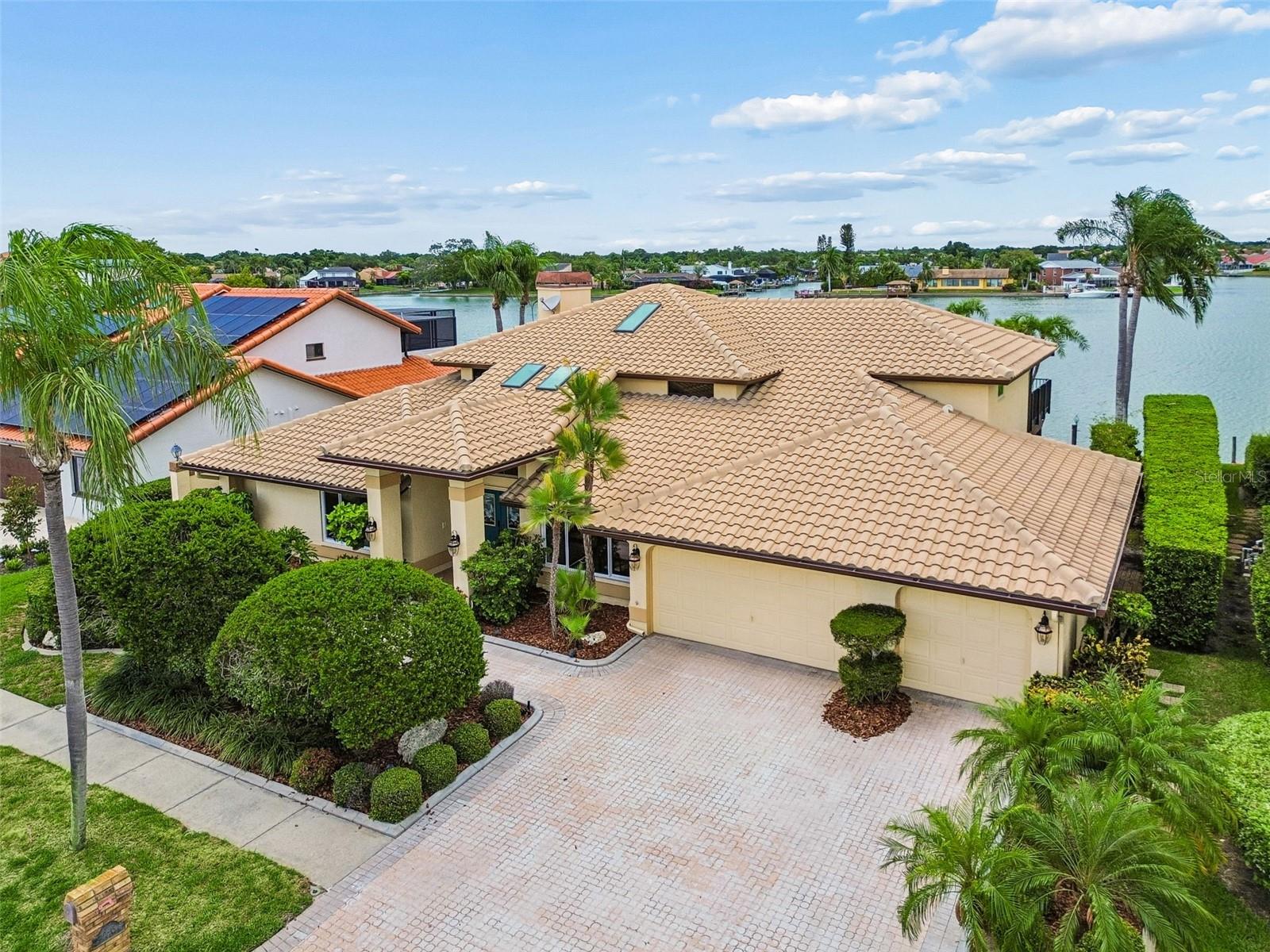 BAYPORT VILLAGE - Residential