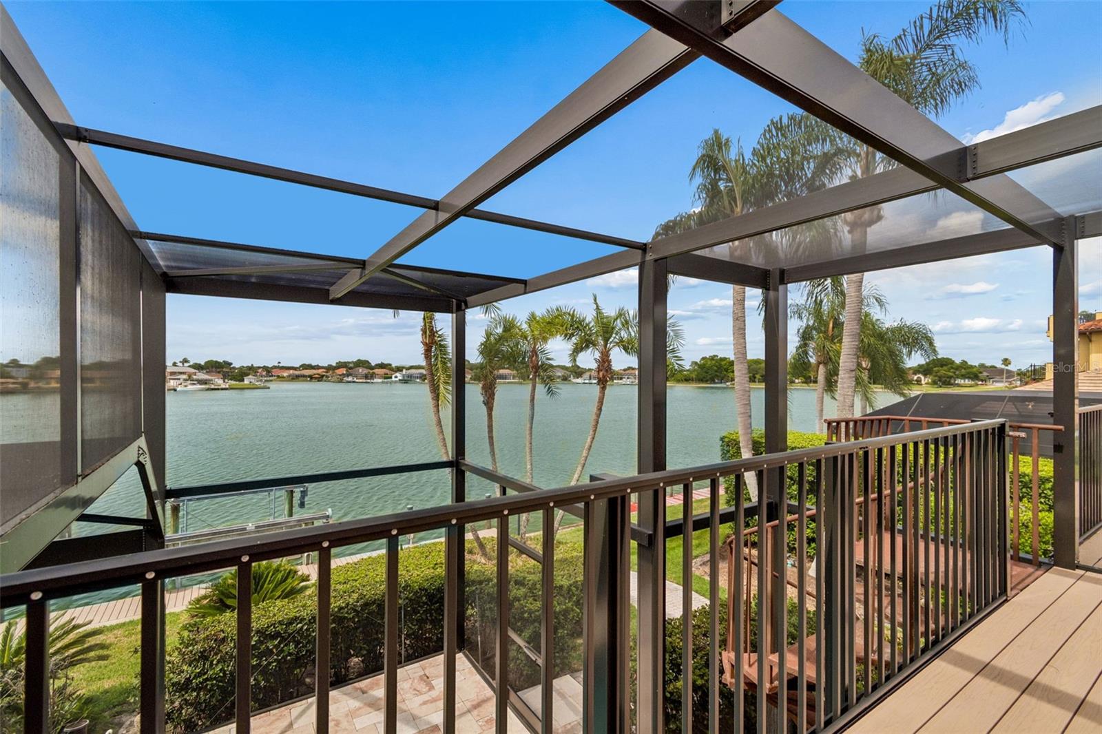 BAYPORT VILLAGE - Residential