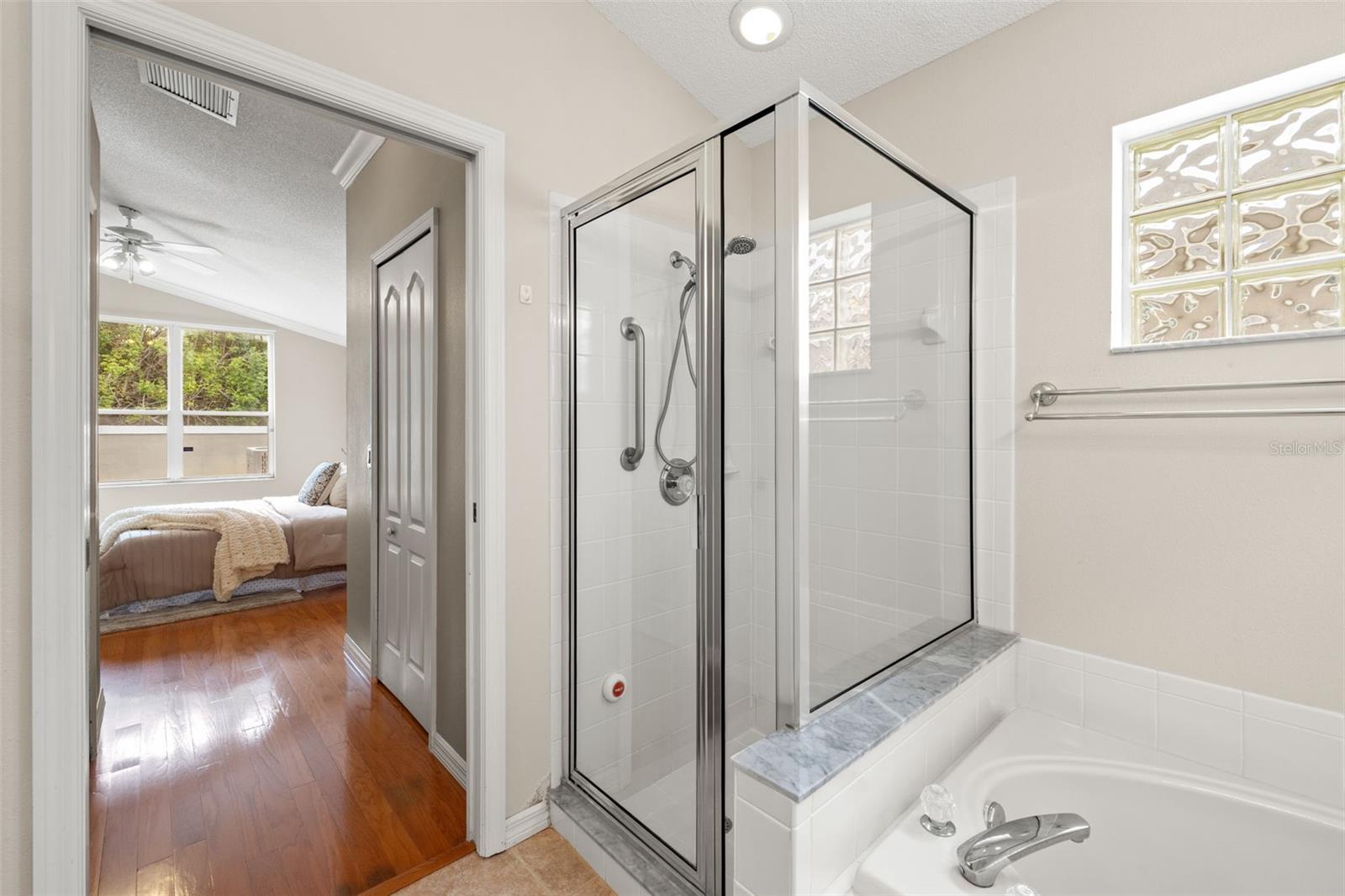 VILLAROSA PH F - Residential
