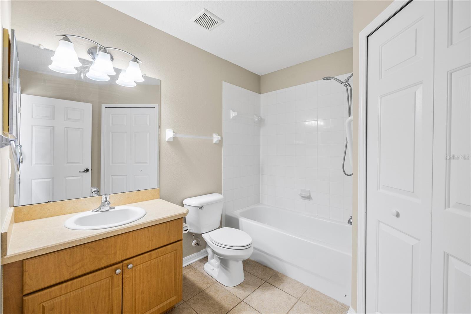 FISHHAWK RANCH TOWNCENTER PHASE 2B - Residential