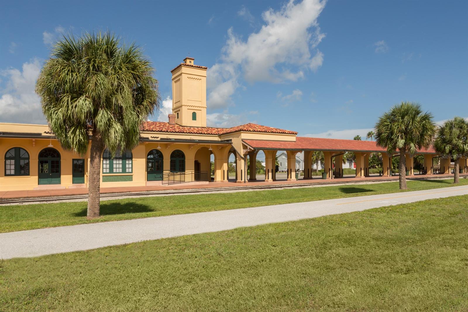 STONEYWOOD COVE - Residential Lease