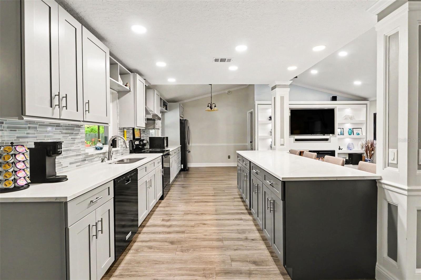 GARDEN LAKE ESTATES UNIT 1 - Residential