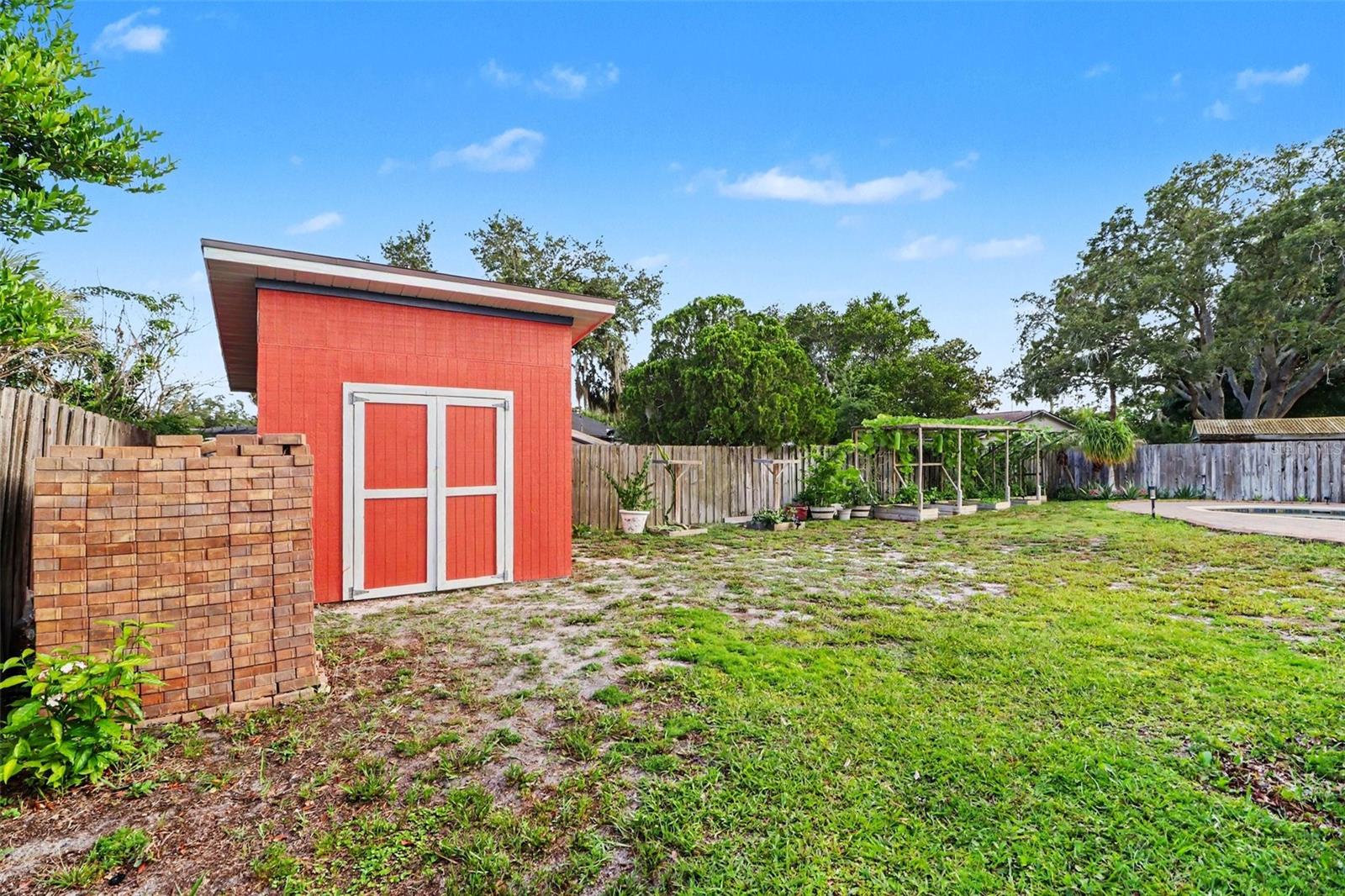 GARDEN LAKE ESTATES UNIT 1 - Residential