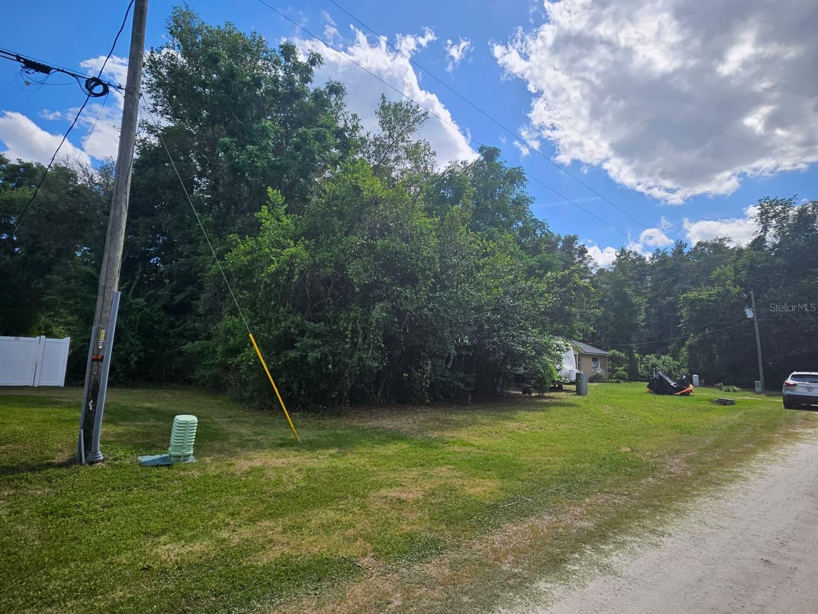 BELLEVIEW HEIGHTS ESTATE - Land