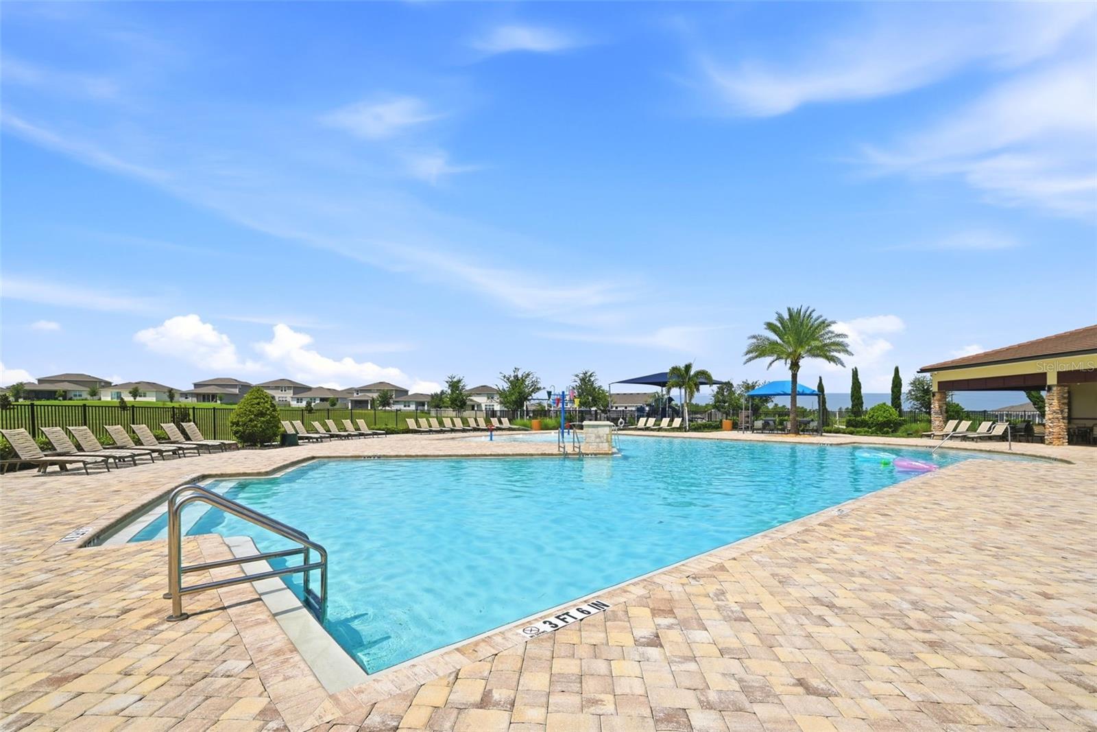RIDGEVIEW PH 1 - Residential