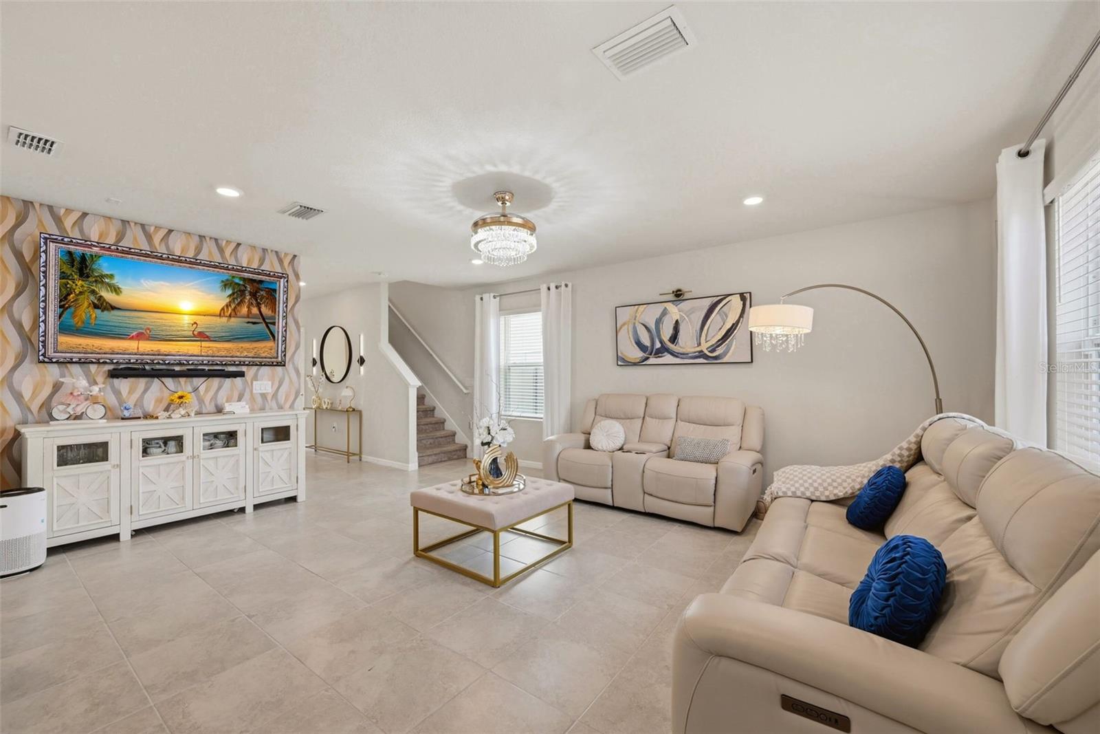 RIDGEVIEW PH 1 - Residential