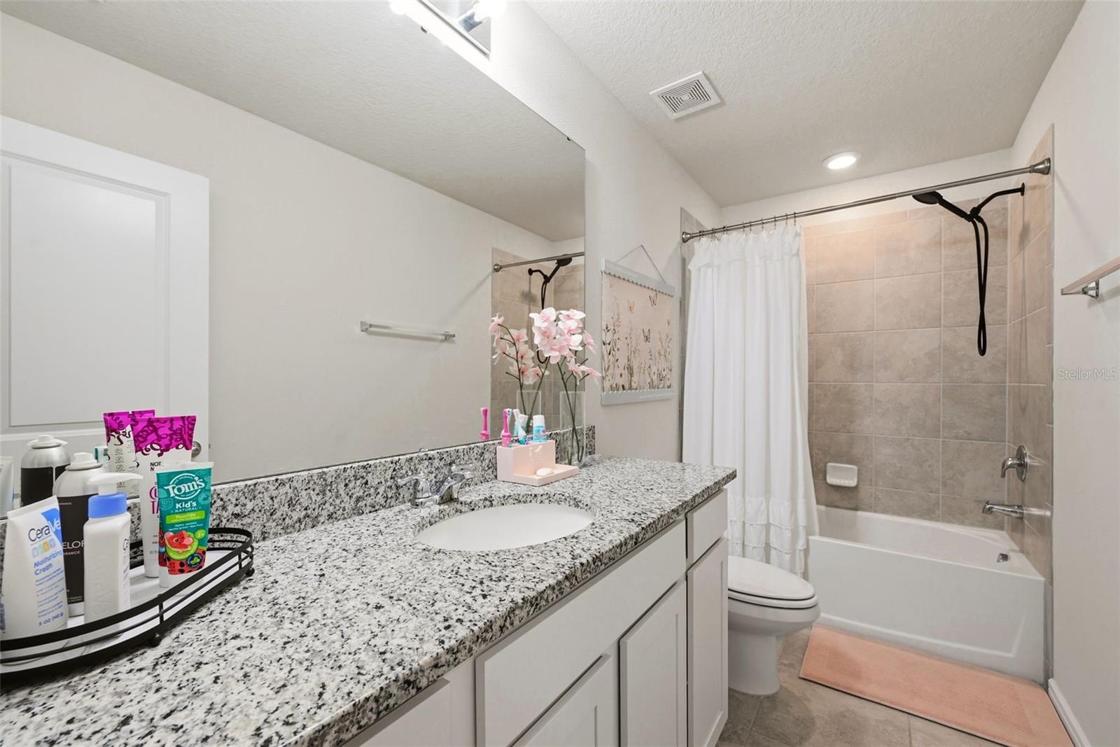 RIDGEVIEW PH 1 - Residential