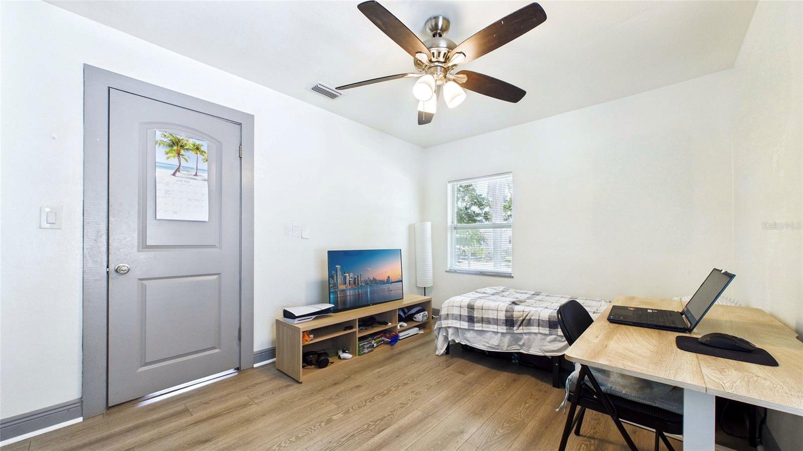 PINELLAS PARK - Residential