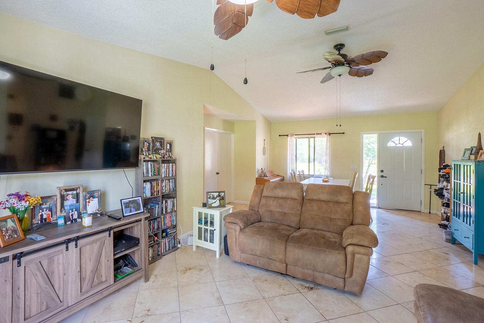 CYPRESS KNOLL - Residential
