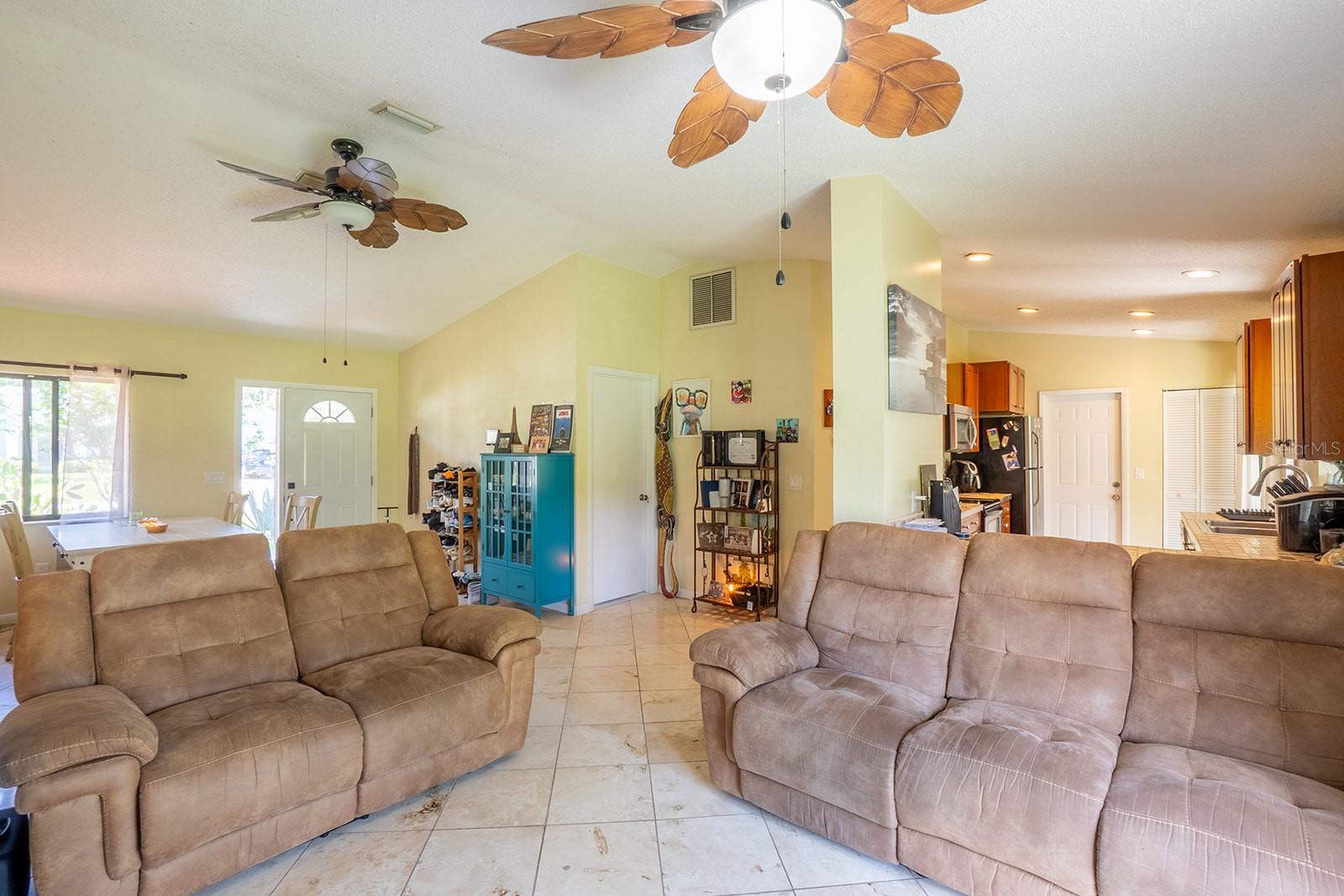 CYPRESS KNOLL - Residential